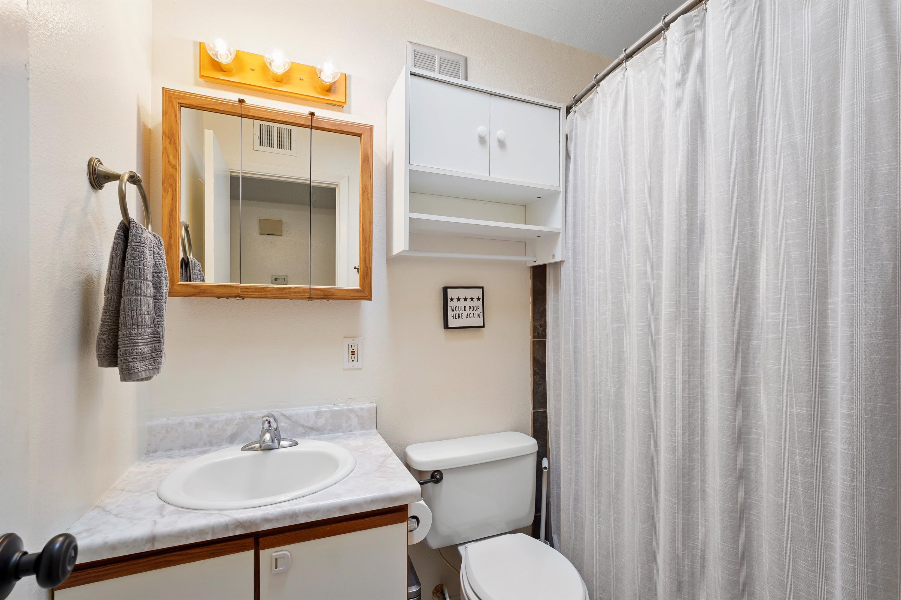 1209 HUPMOBILE Drive NE