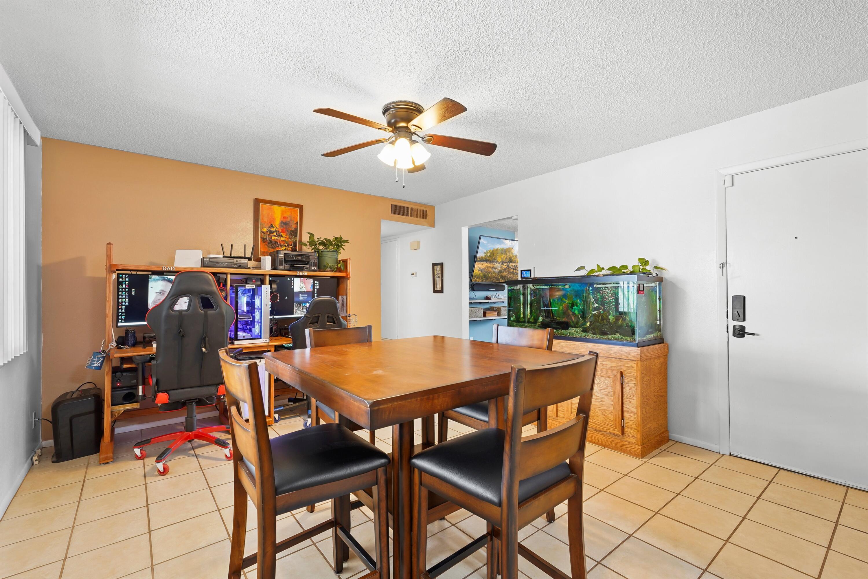 1209 HUPMOBILE Drive NE