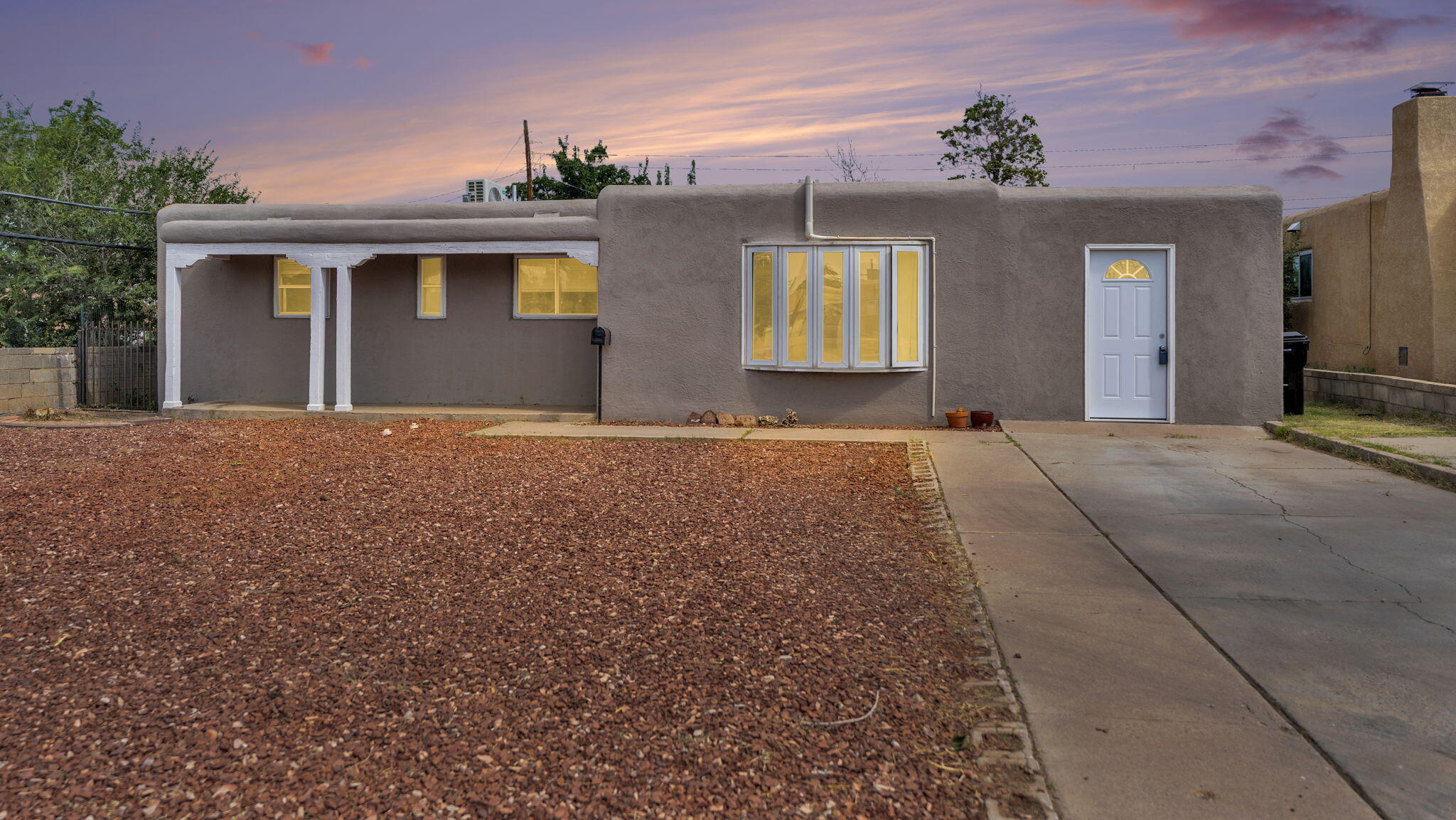 10005 LOS ARBOLES Avenue NE