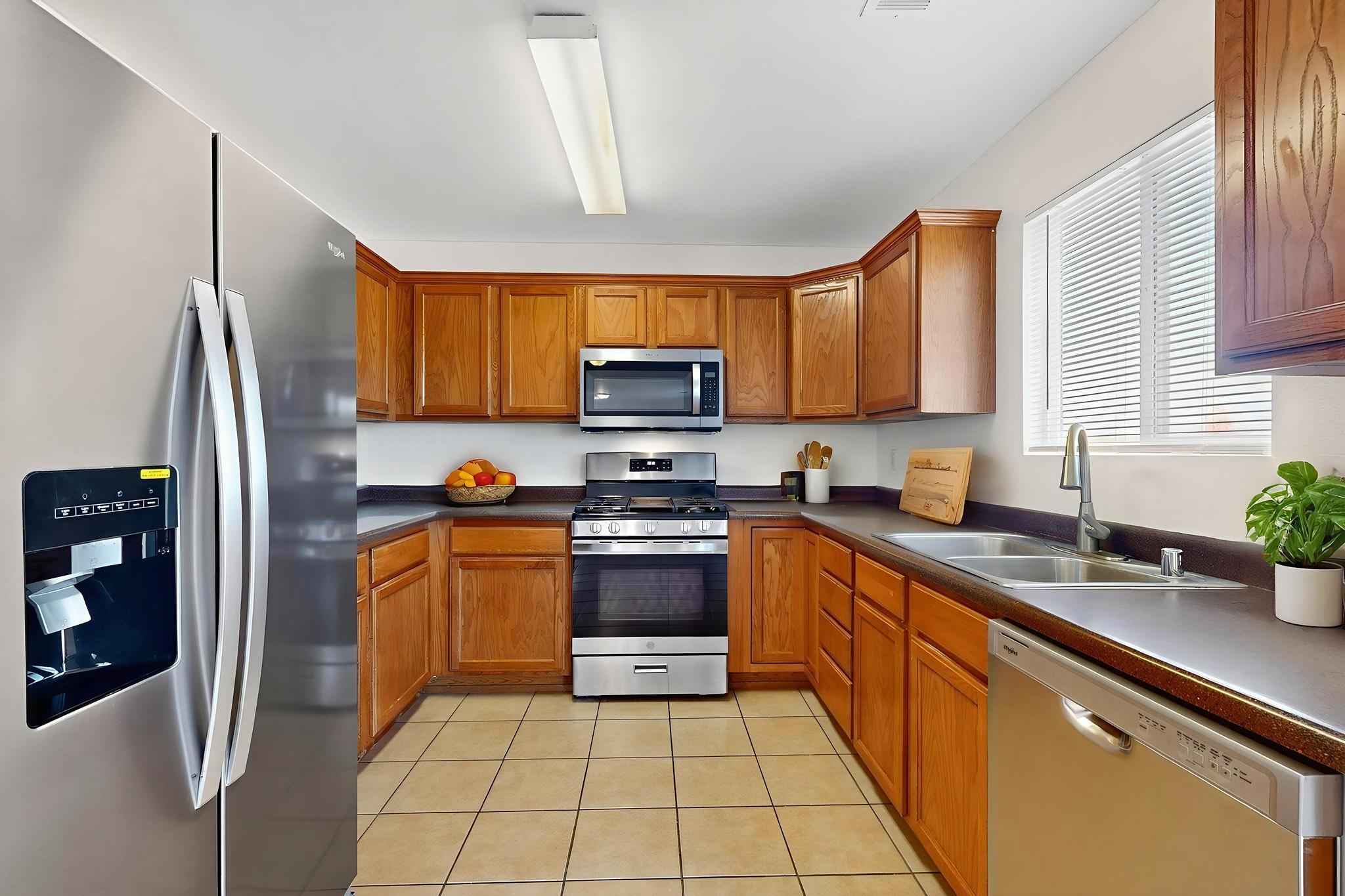 721 PLAYFUL MEADOWS Circle NE