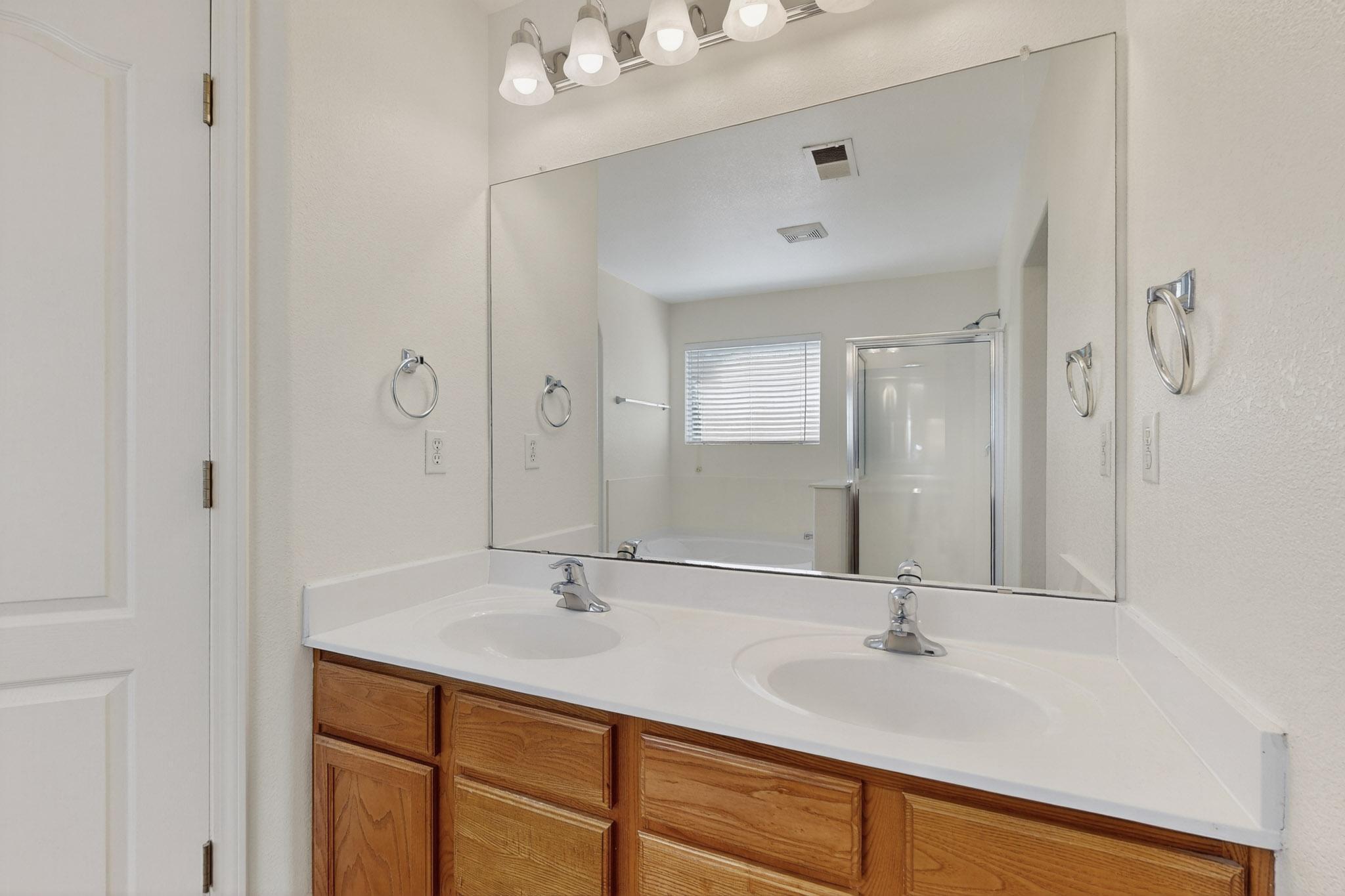 721 PLAYFUL MEADOWS Circle NE