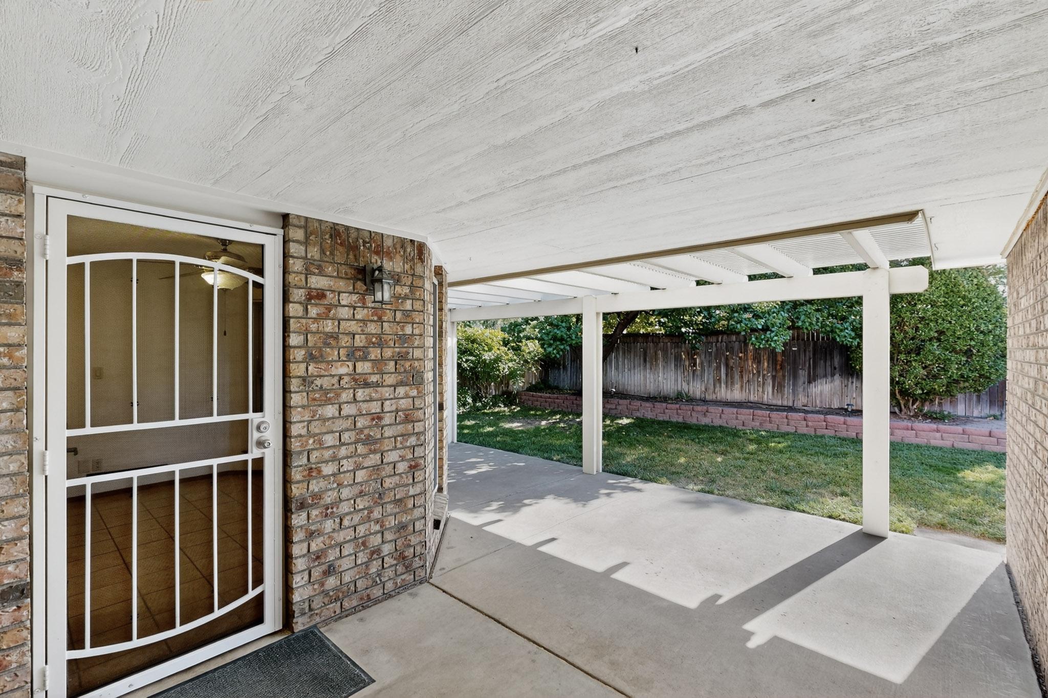 7432 PRIMROSE Drive NW