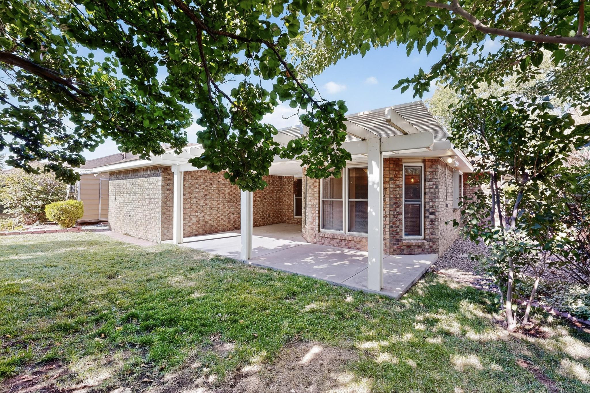 7432 PRIMROSE Drive NW