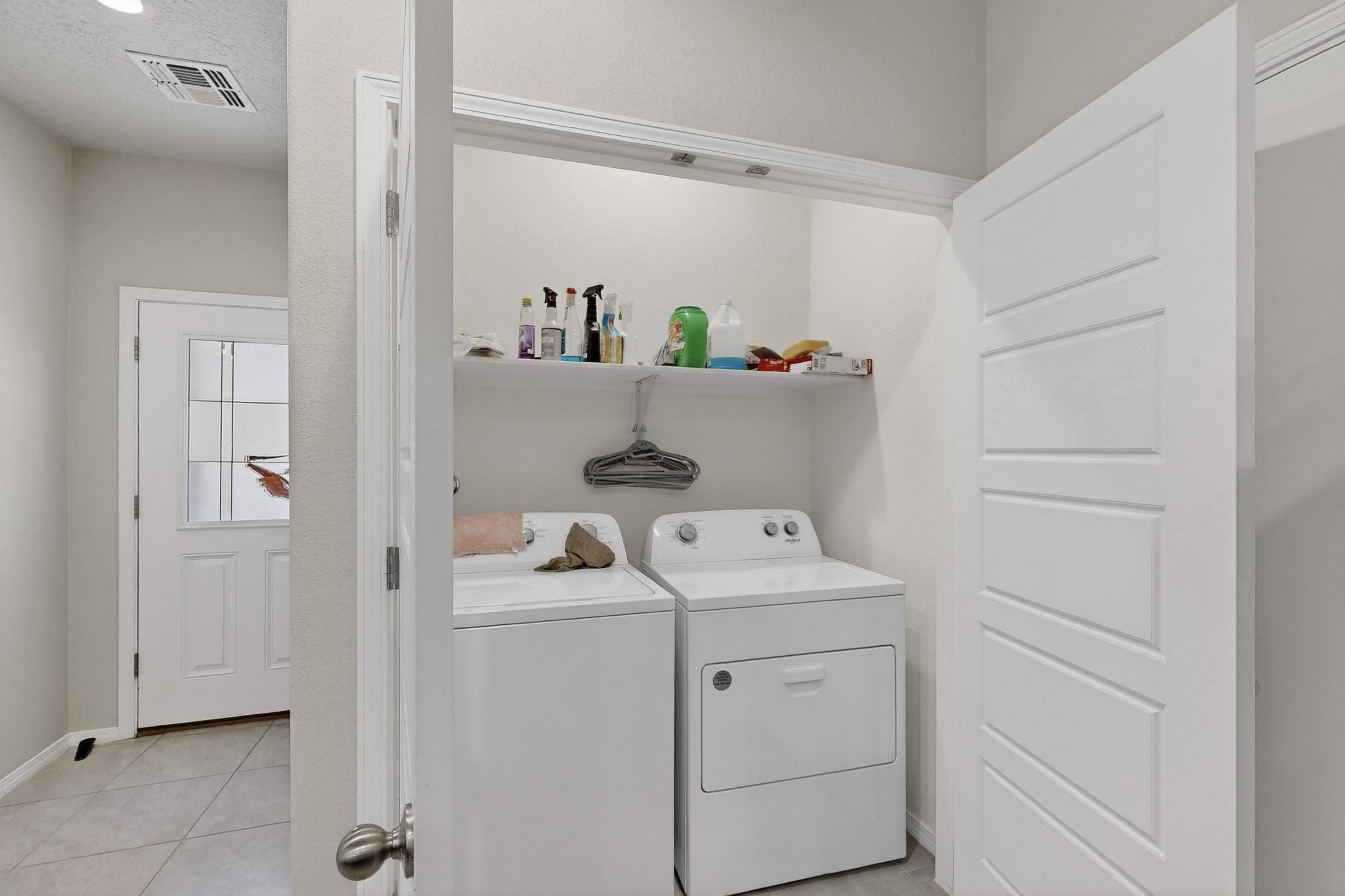 1641 TIERRA VERDE Loop