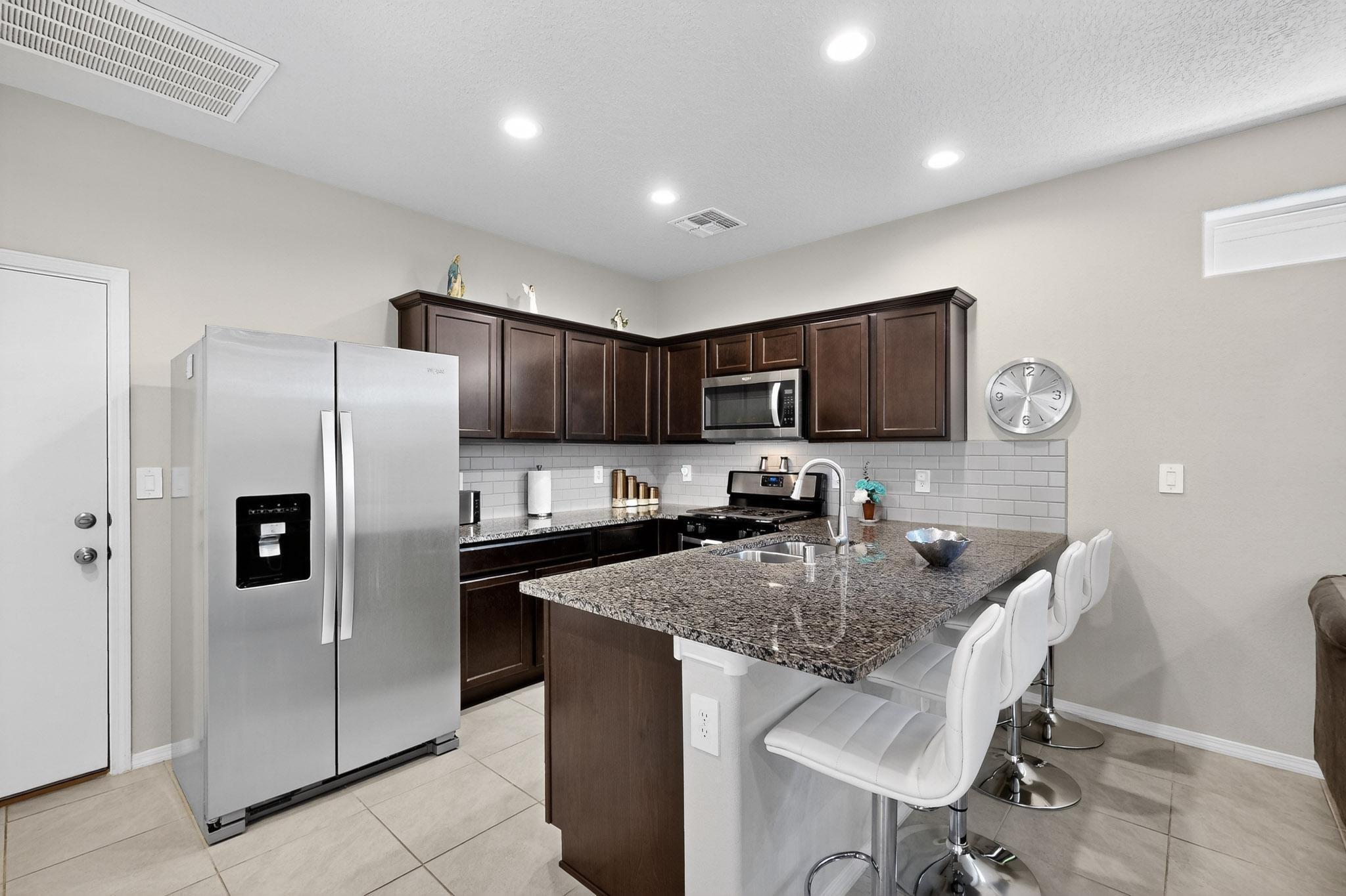 1641 TIERRA VERDE Loop