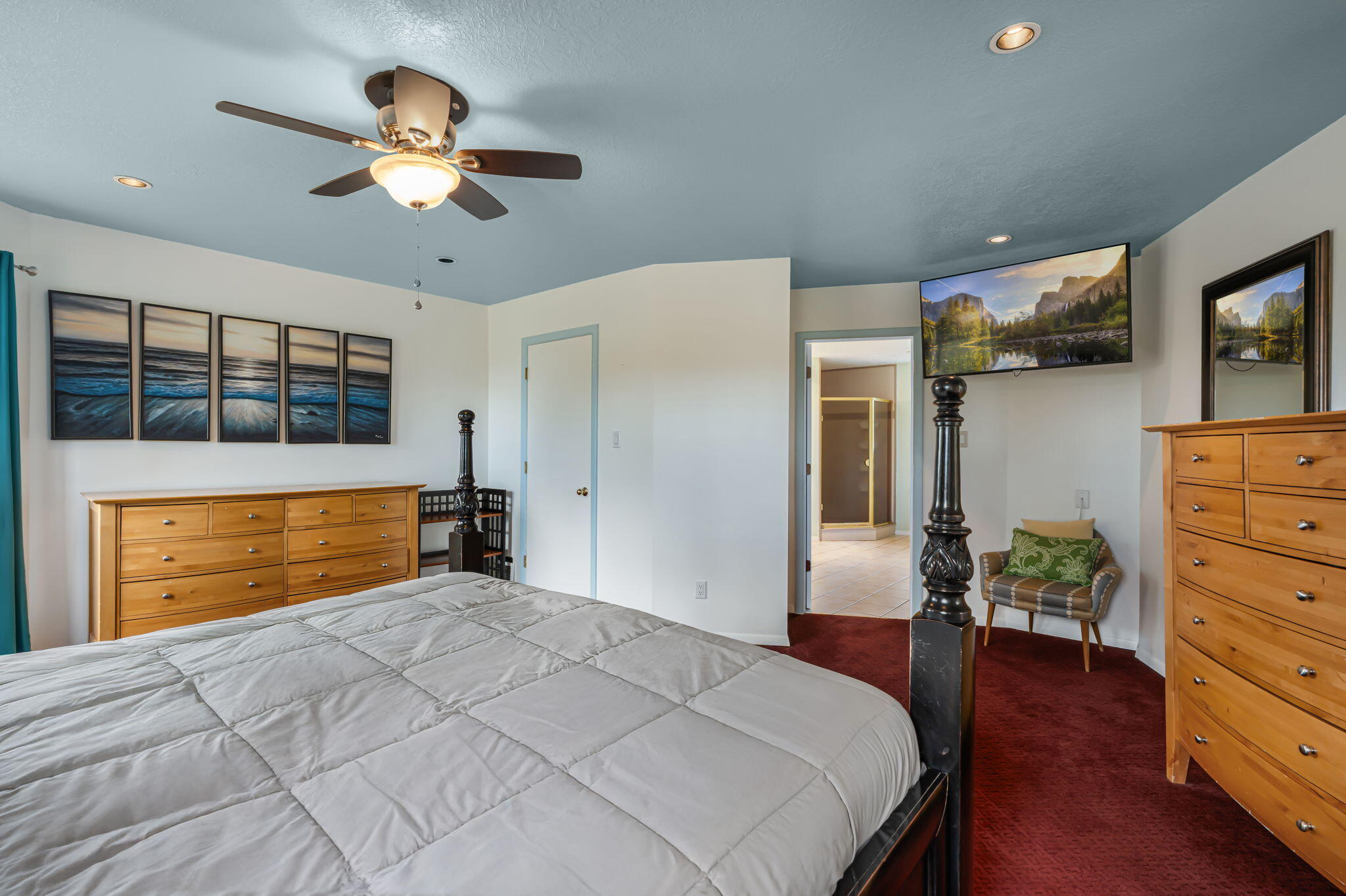 5001 JUSTIN Drive NW