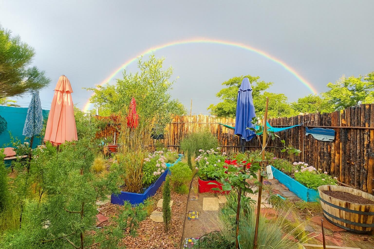 817 LAGUAYRA Drive NE