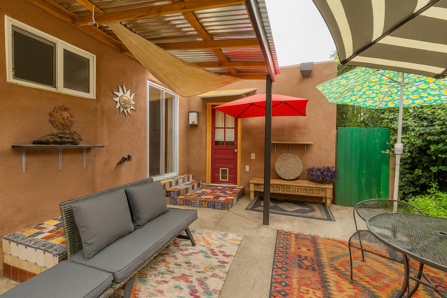 817 LAGUAYRA Drive NE