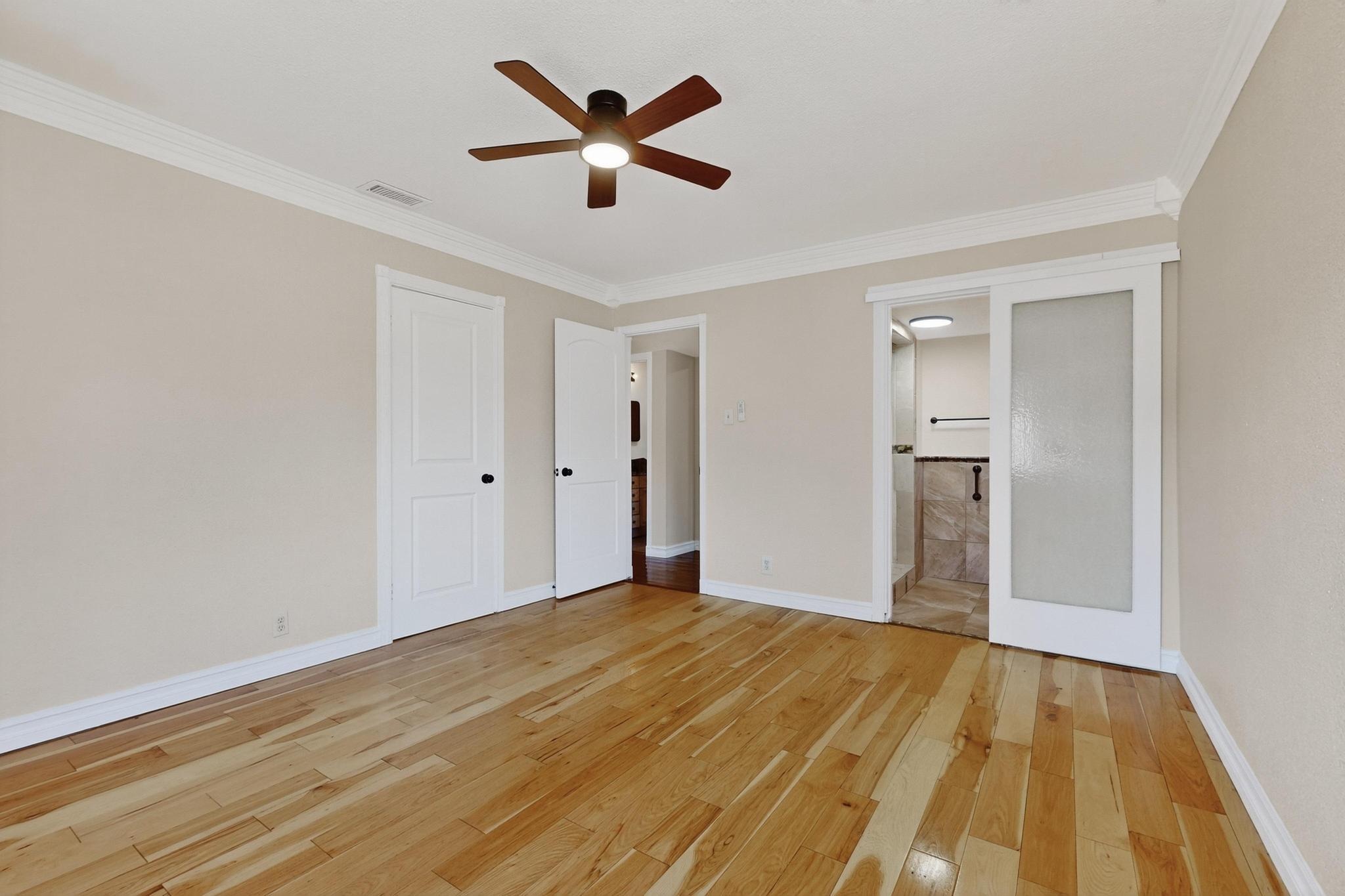 2027 VERMONT Street NE