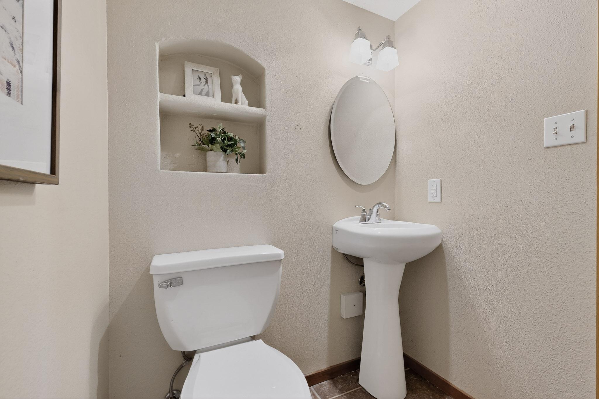 6301 TRUCHAS Drive NE