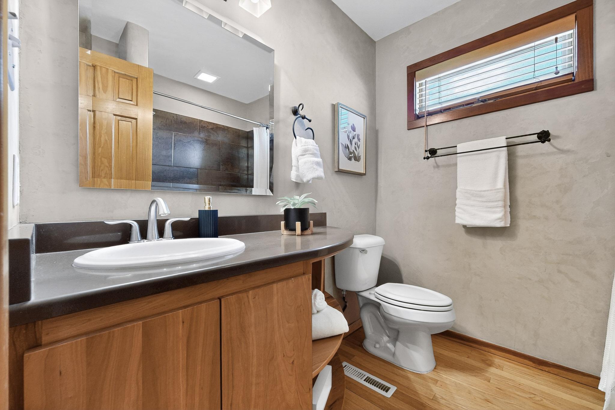 6301 TRUCHAS Drive NE