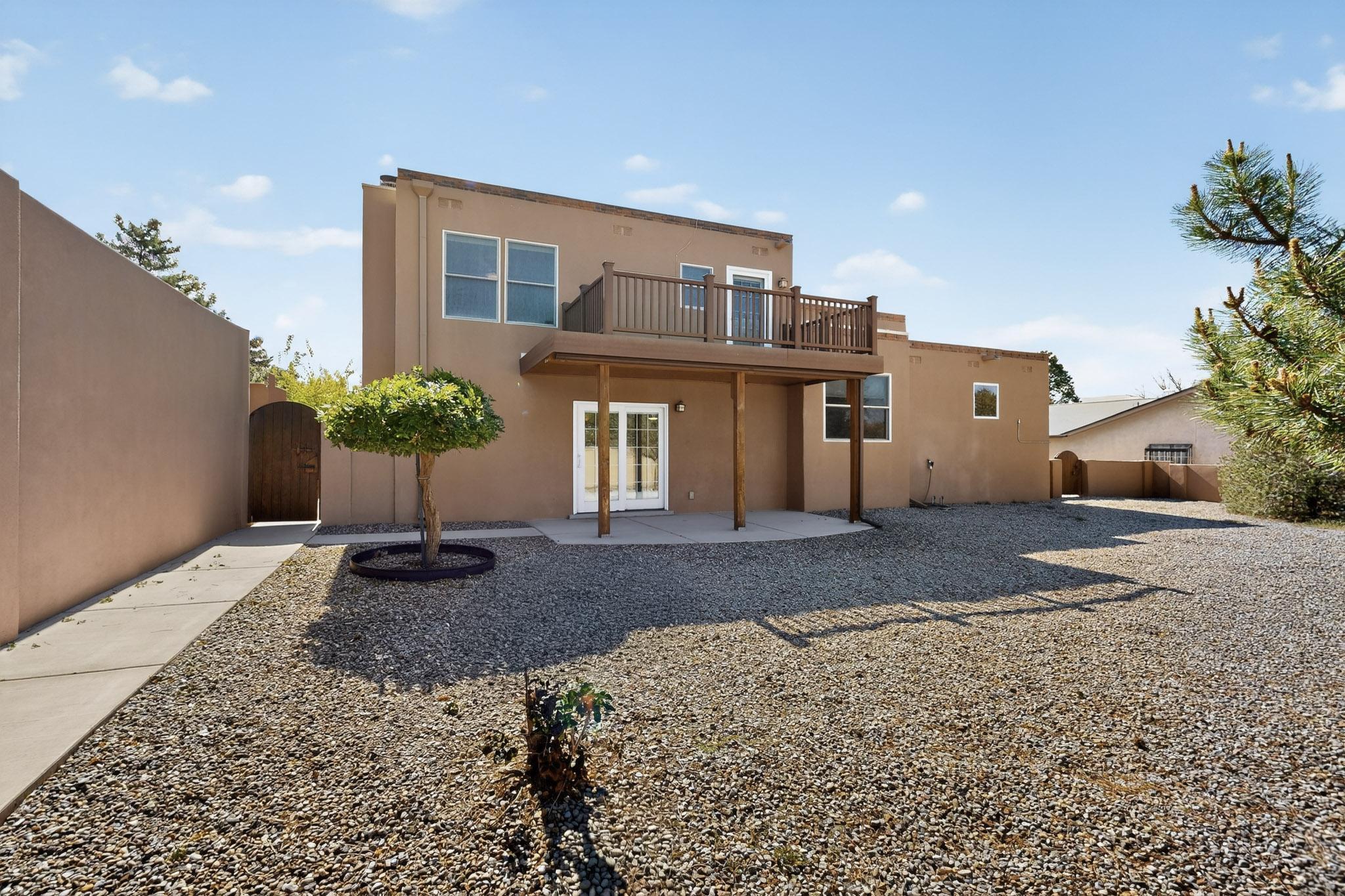 6301 TRUCHAS Drive NE