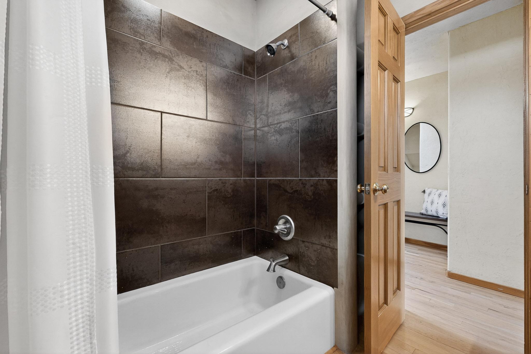 6301 TRUCHAS Drive NE