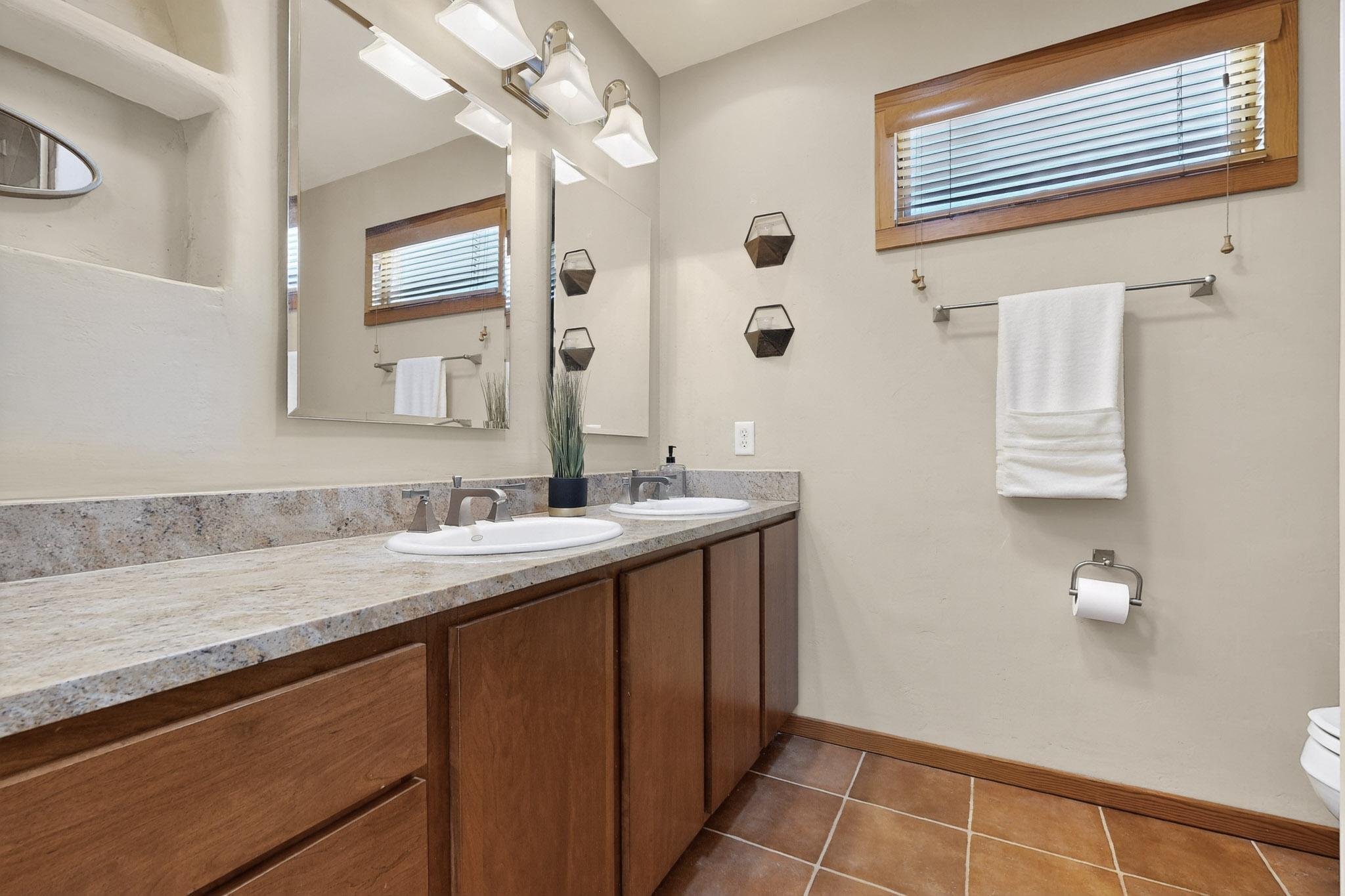 6301 TRUCHAS Drive NE