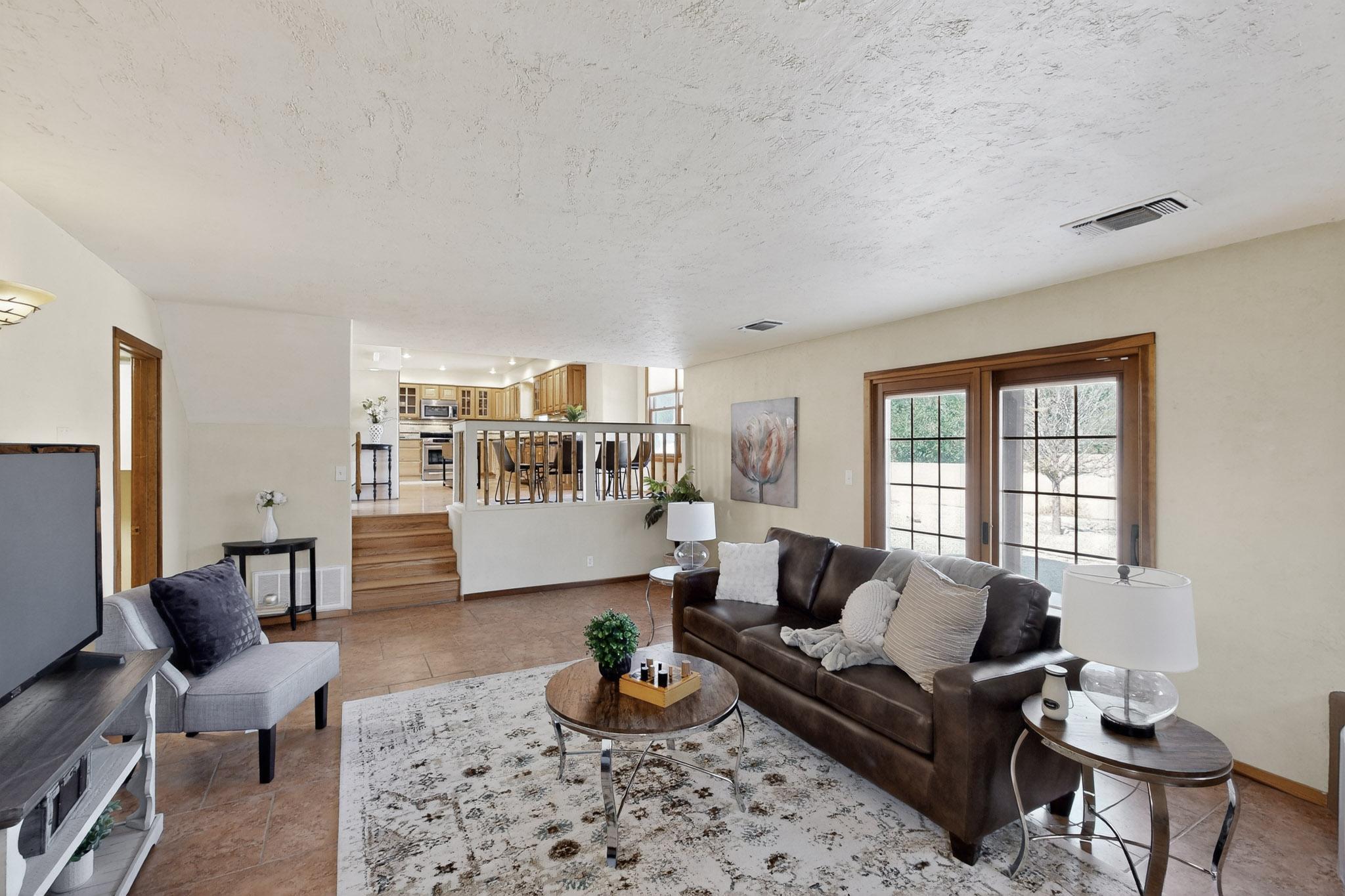 6301 TRUCHAS Drive NE