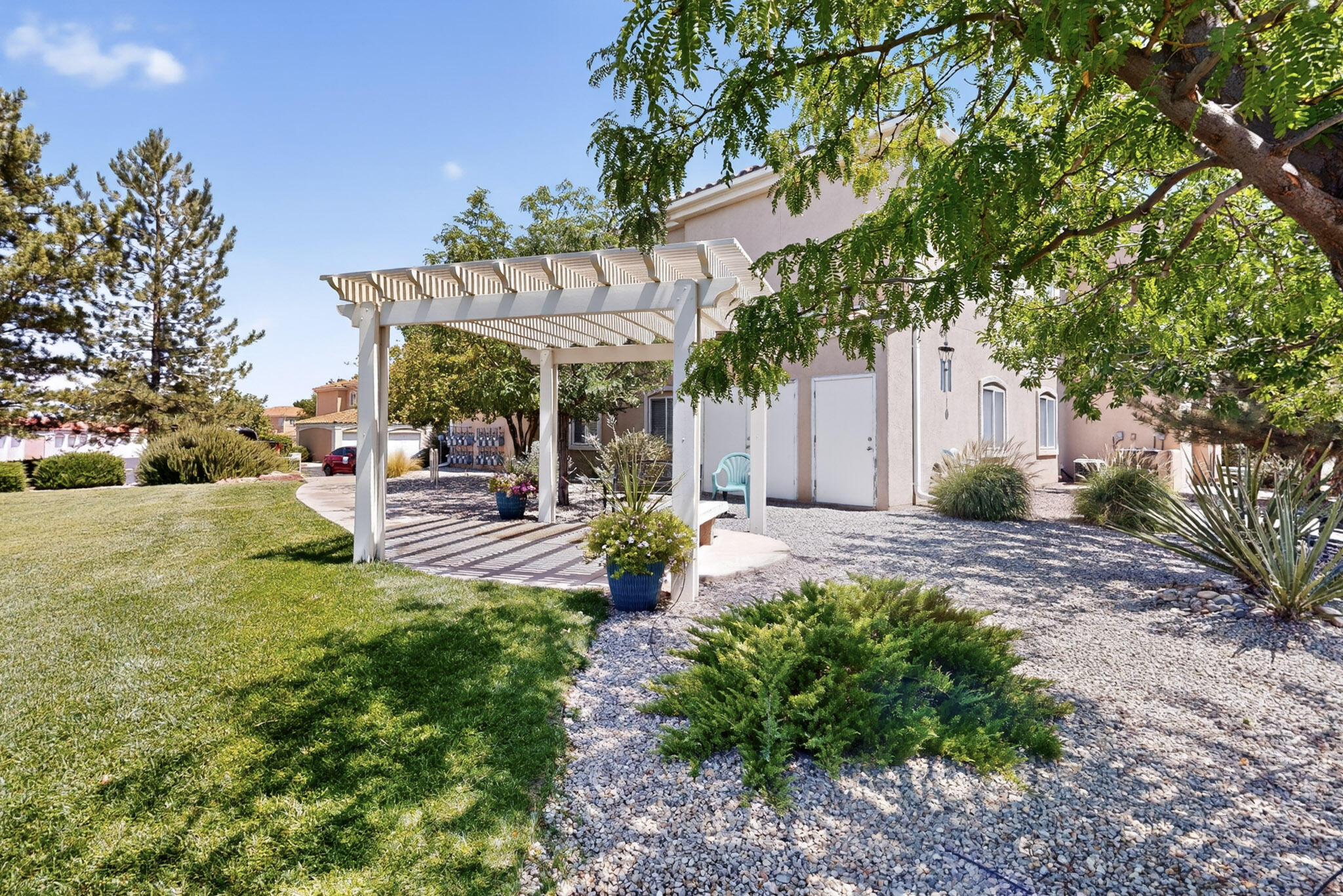 6800 VISTA DEL NORTE Road NE 324