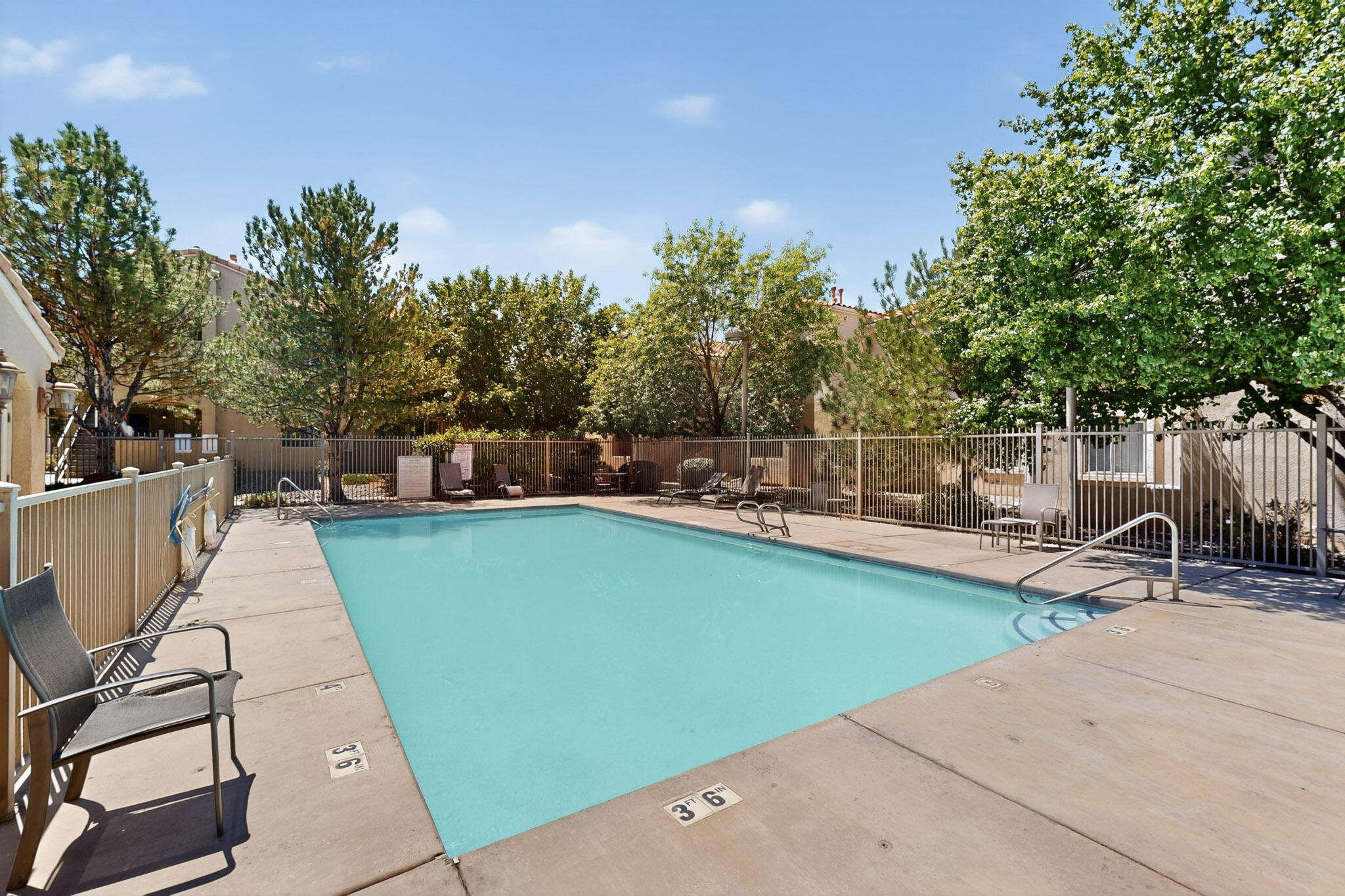 6800 VISTA DEL NORTE Road NE 324