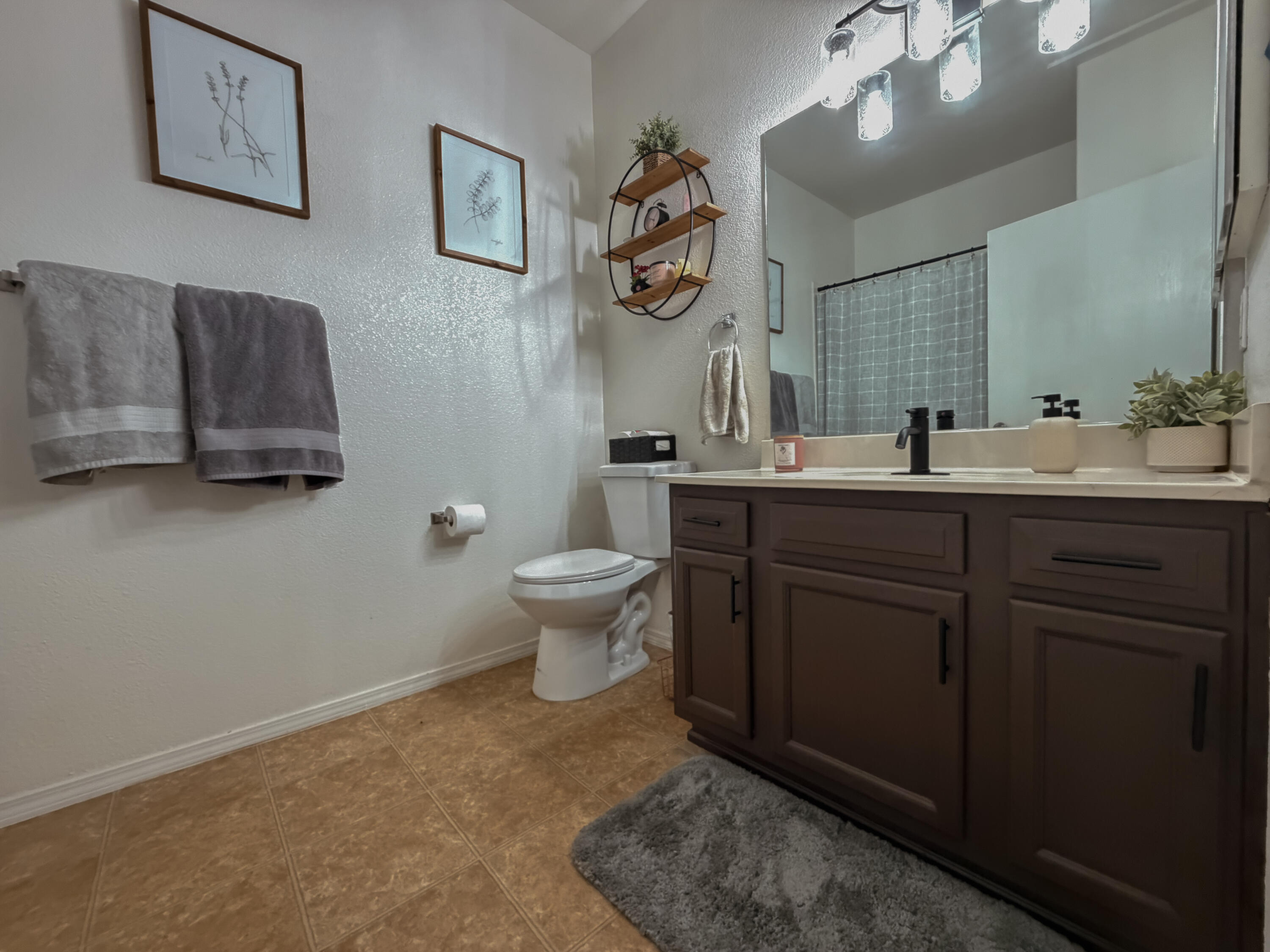 6800 VISTA DEL NORTE Road NE 324