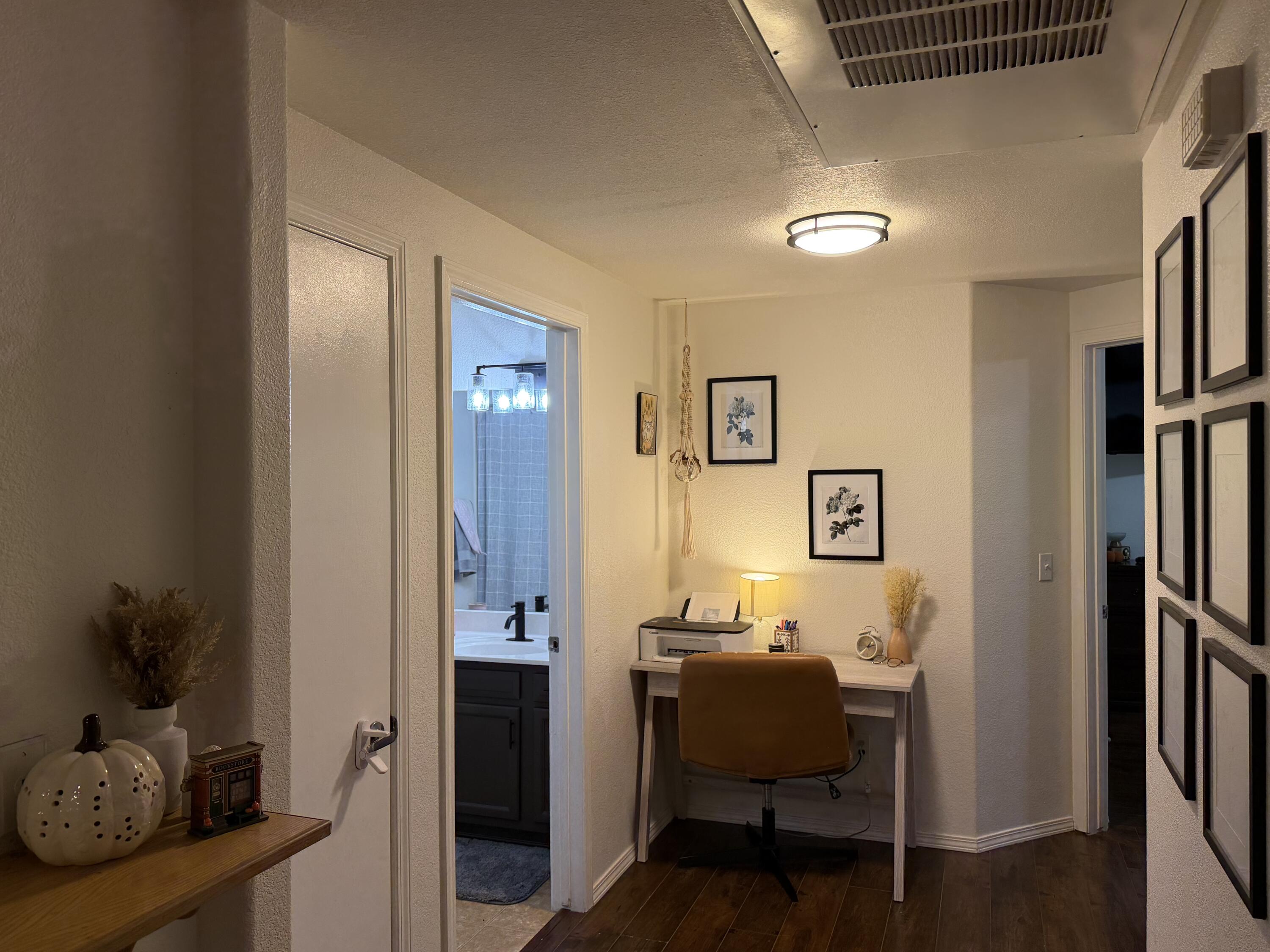 6800 VISTA DEL NORTE Road NE 324