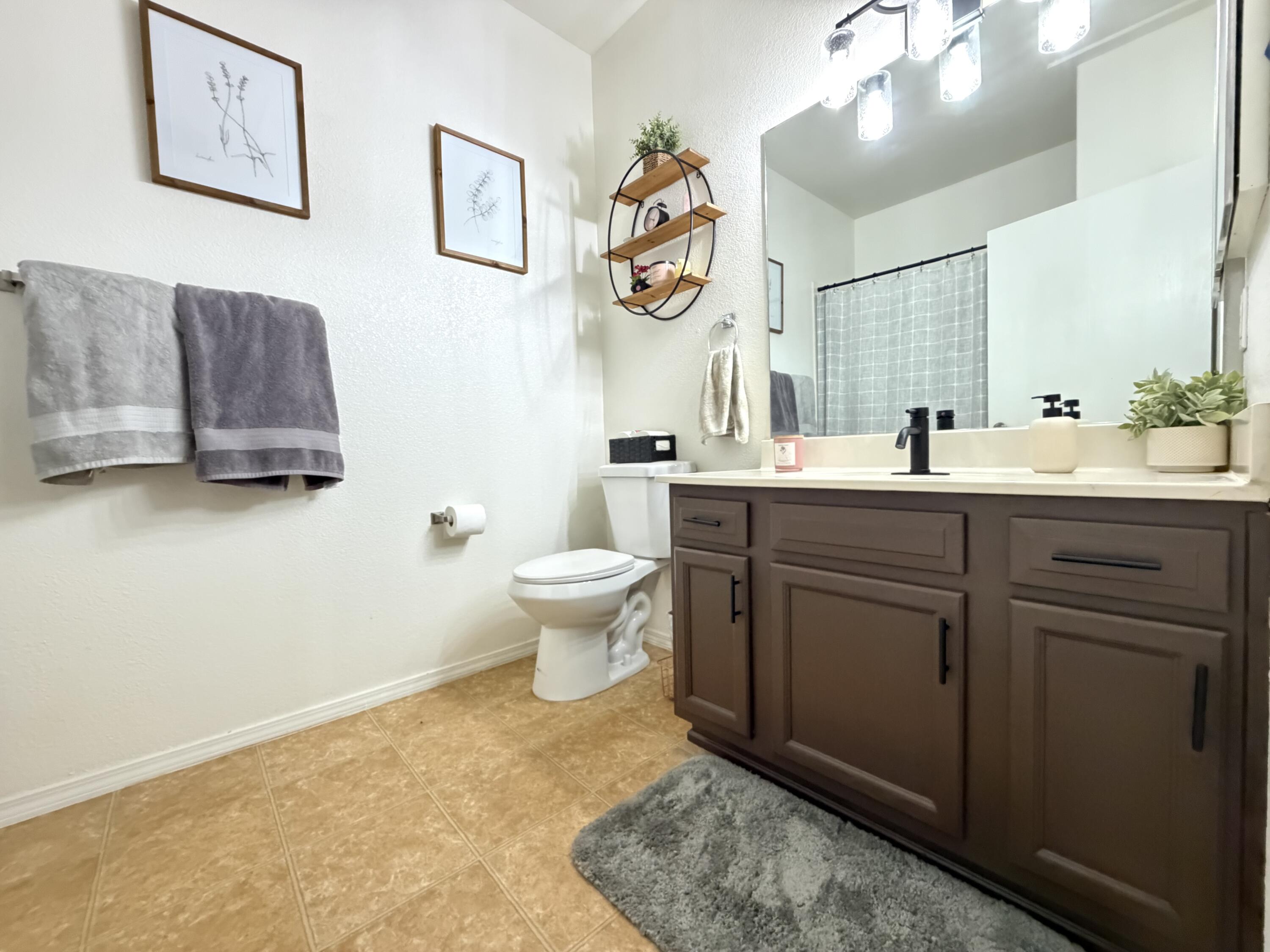 6800 VISTA DEL NORTE Road NE 324