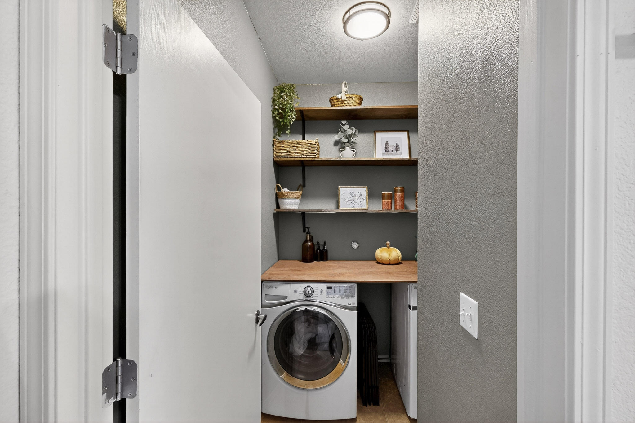 6800 VISTA DEL NORTE Road NE 324