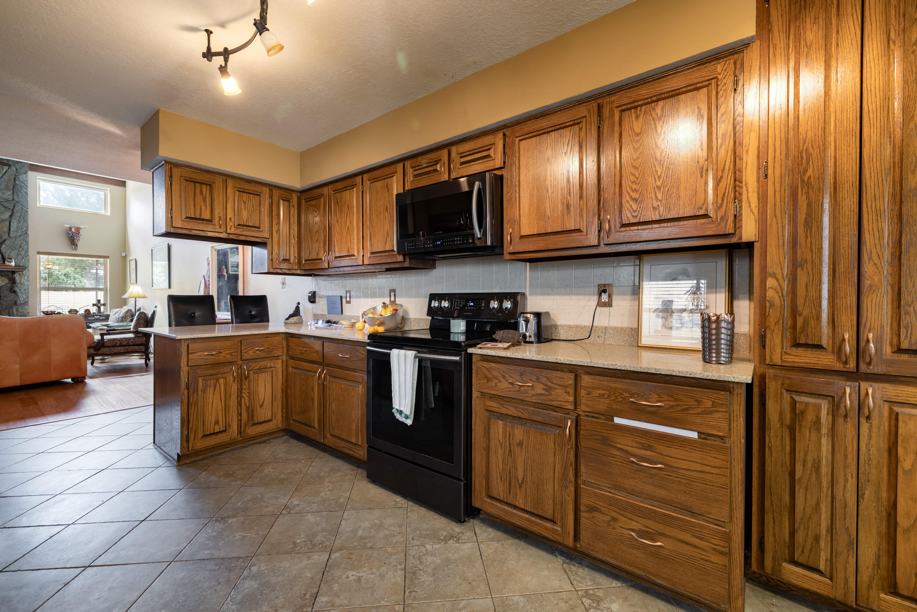 10208 ADMIRAL HALSEY Drive NE