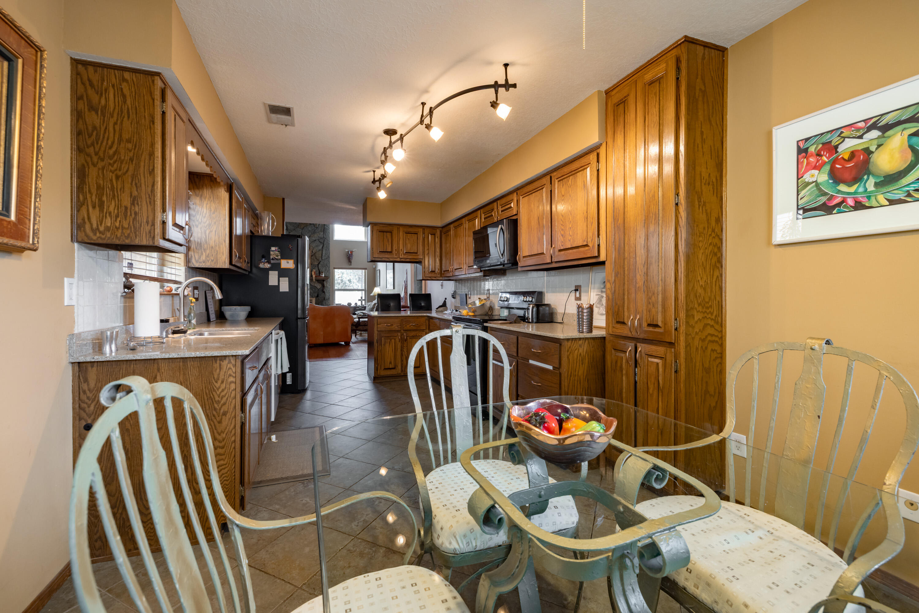 10208 ADMIRAL HALSEY Drive NE