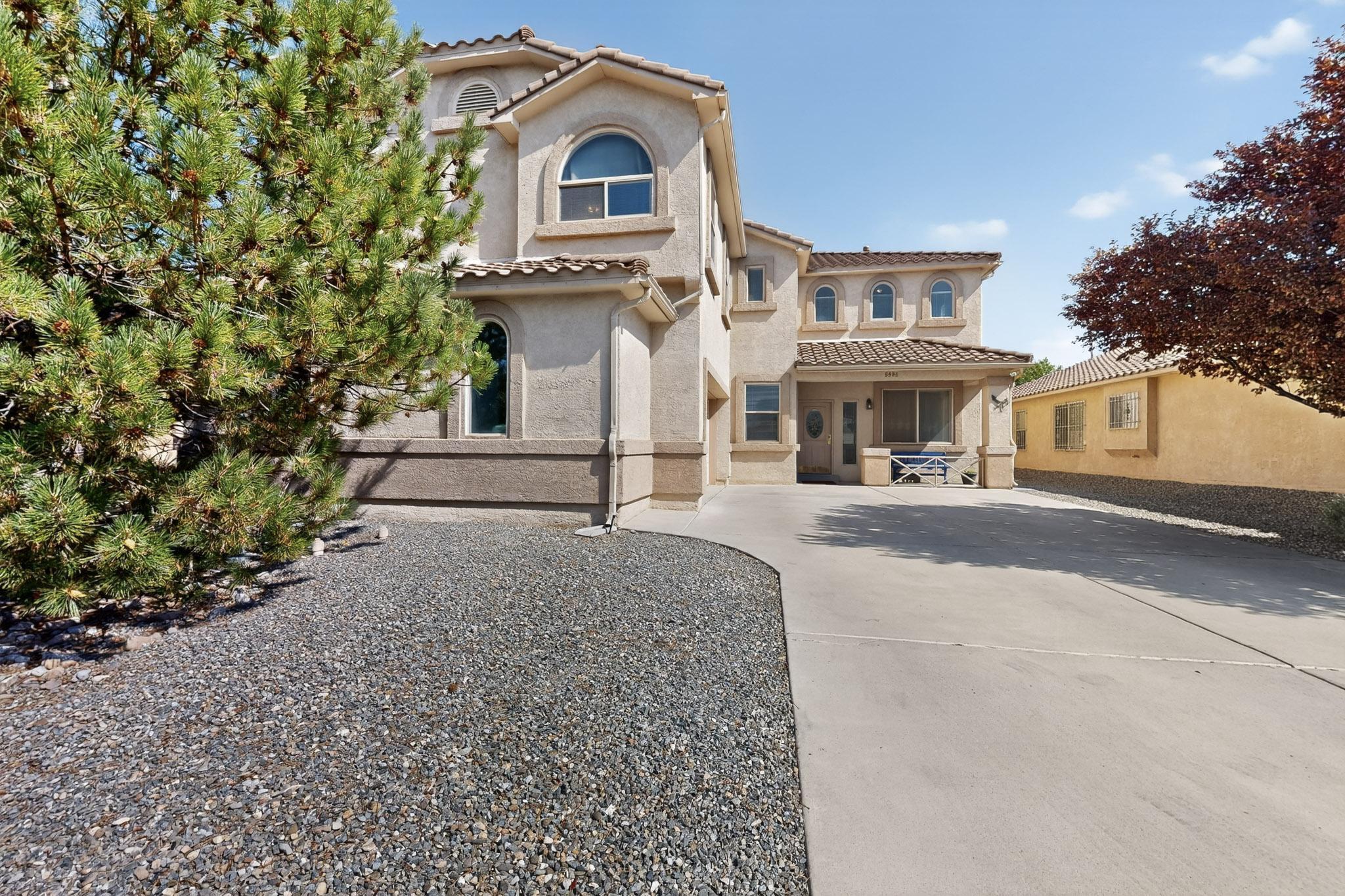 5905 LOS RISCOS Road NW