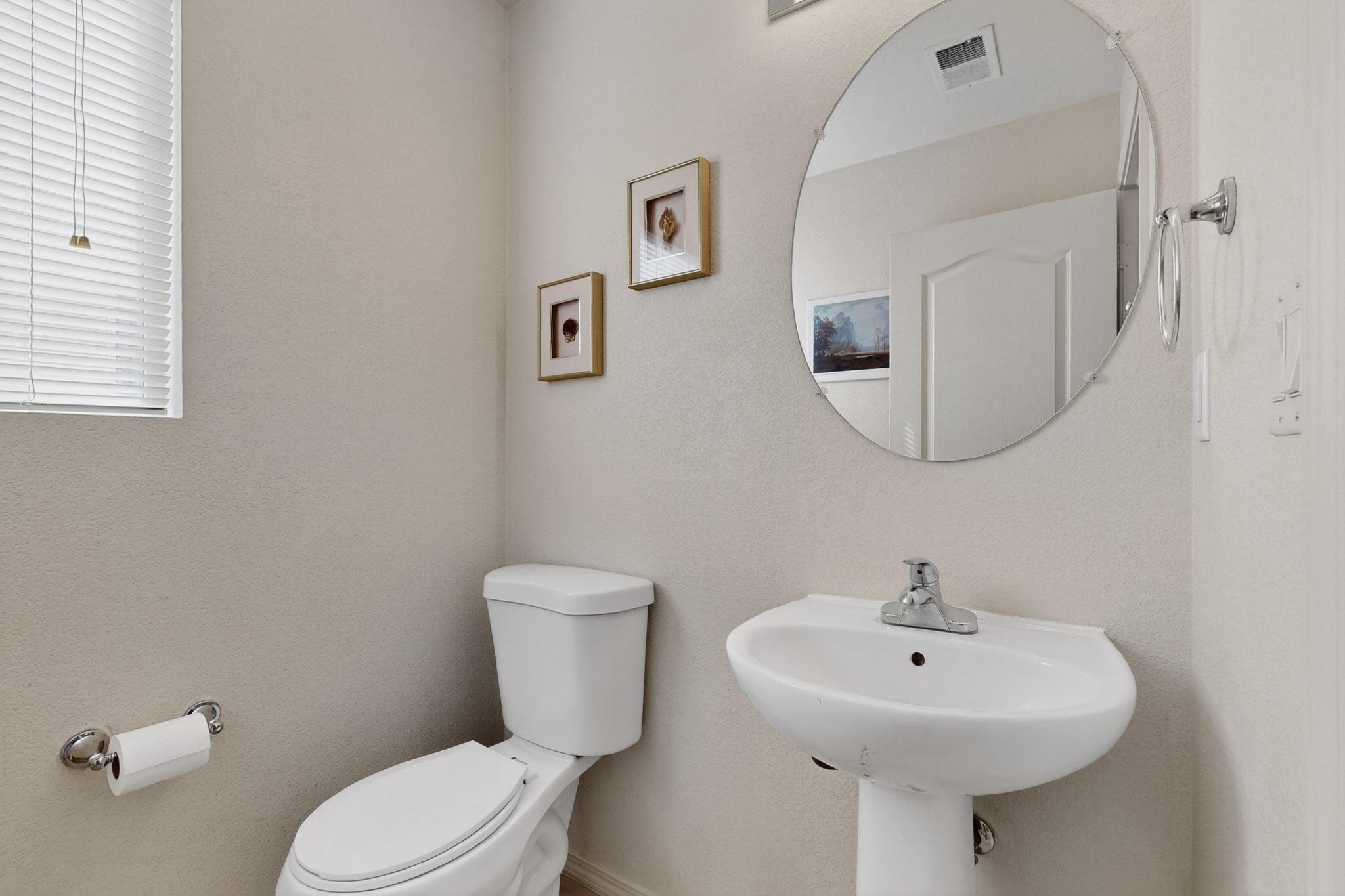 5905 LOS RISCOS Road NW