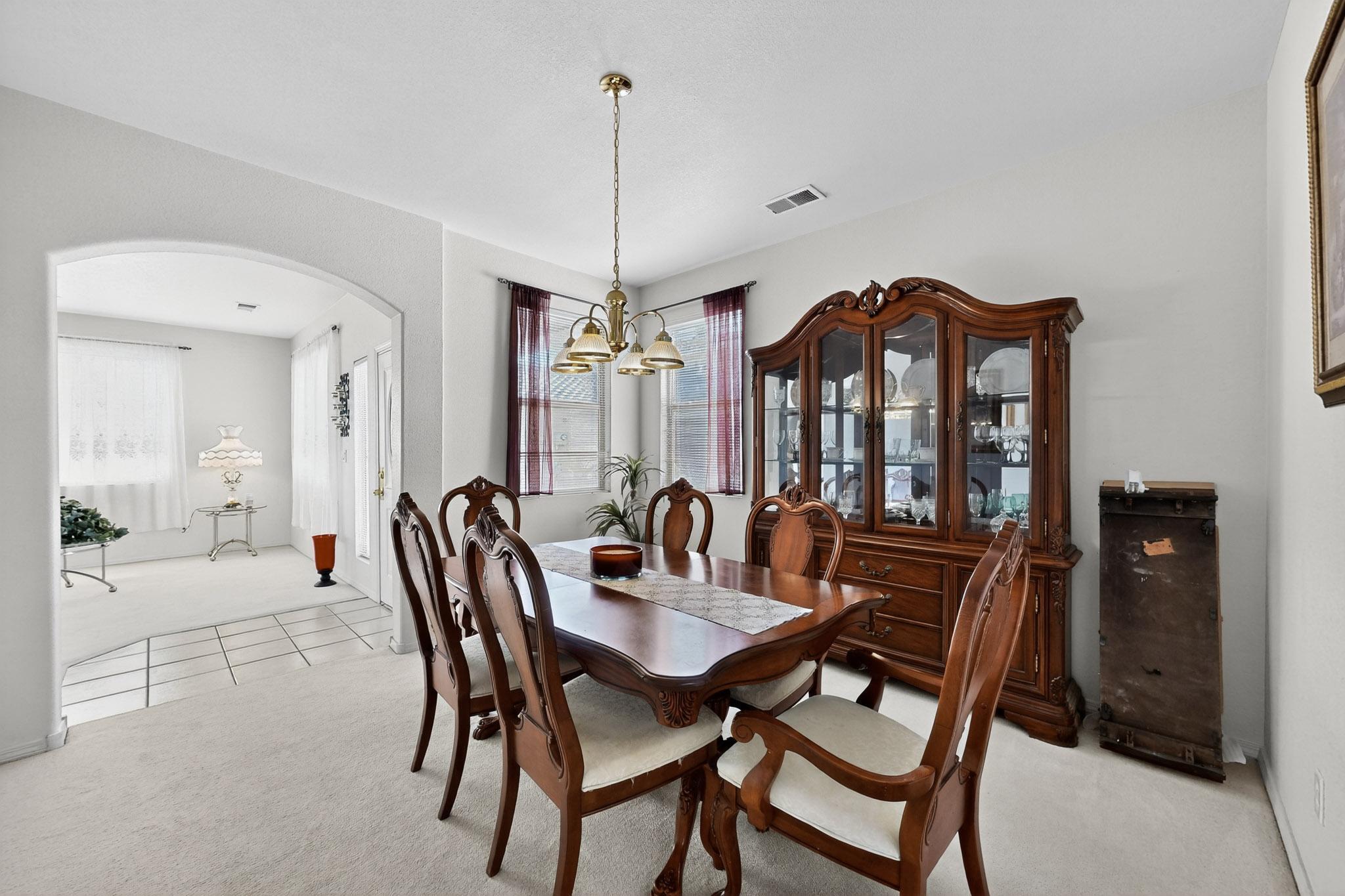 5905 LOS RISCOS Road NW