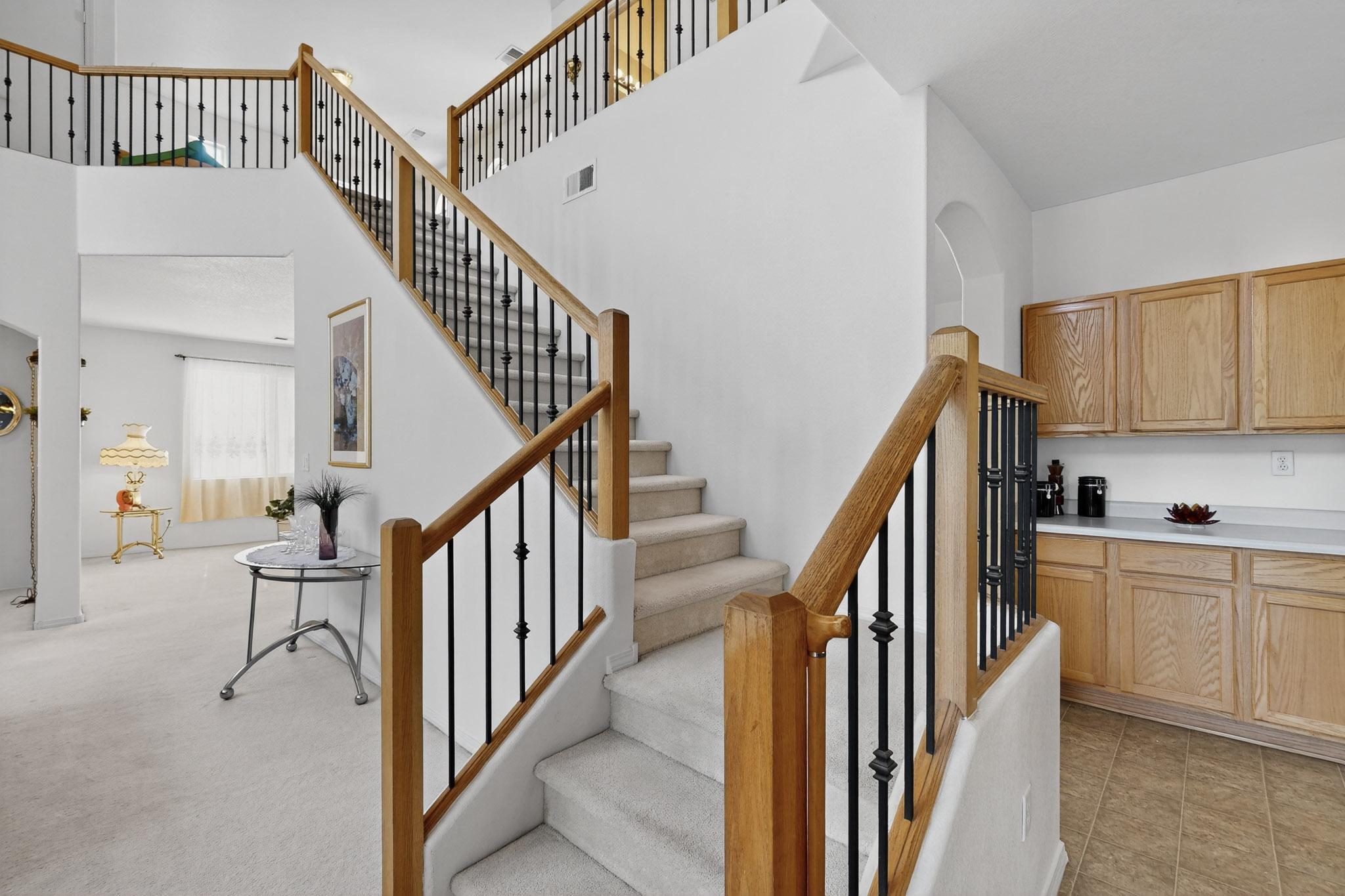 5905 LOS RISCOS Road NW