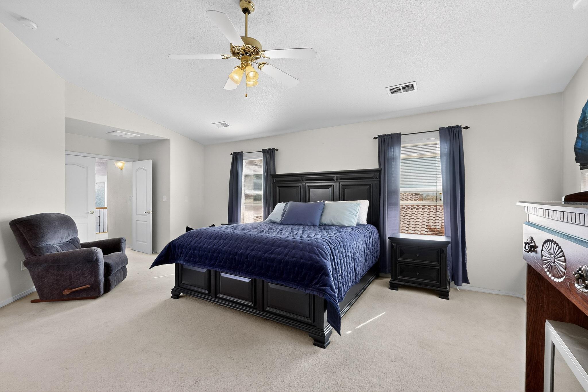 5905 LOS RISCOS Road NW