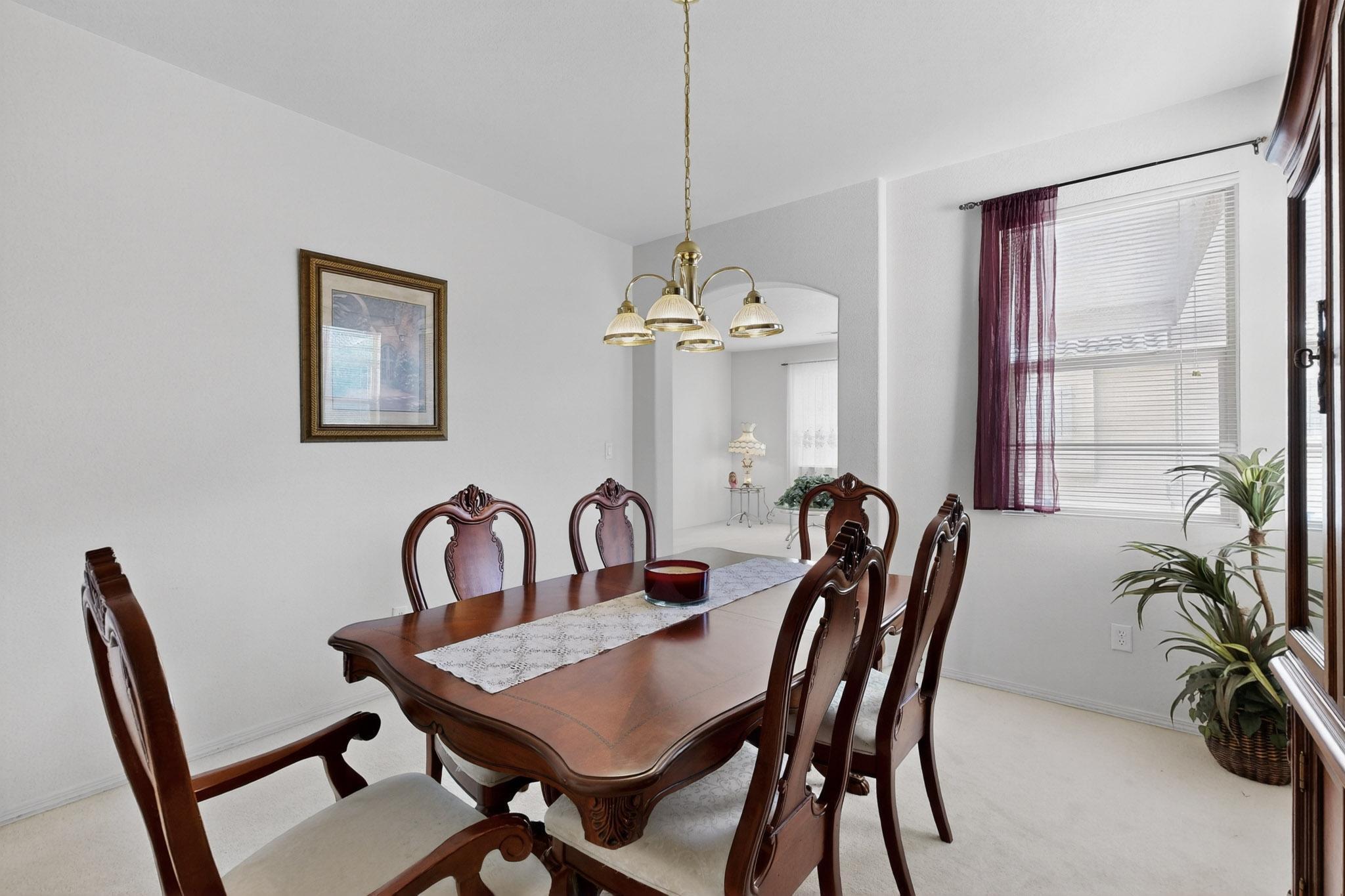 5905 LOS RISCOS Road NW