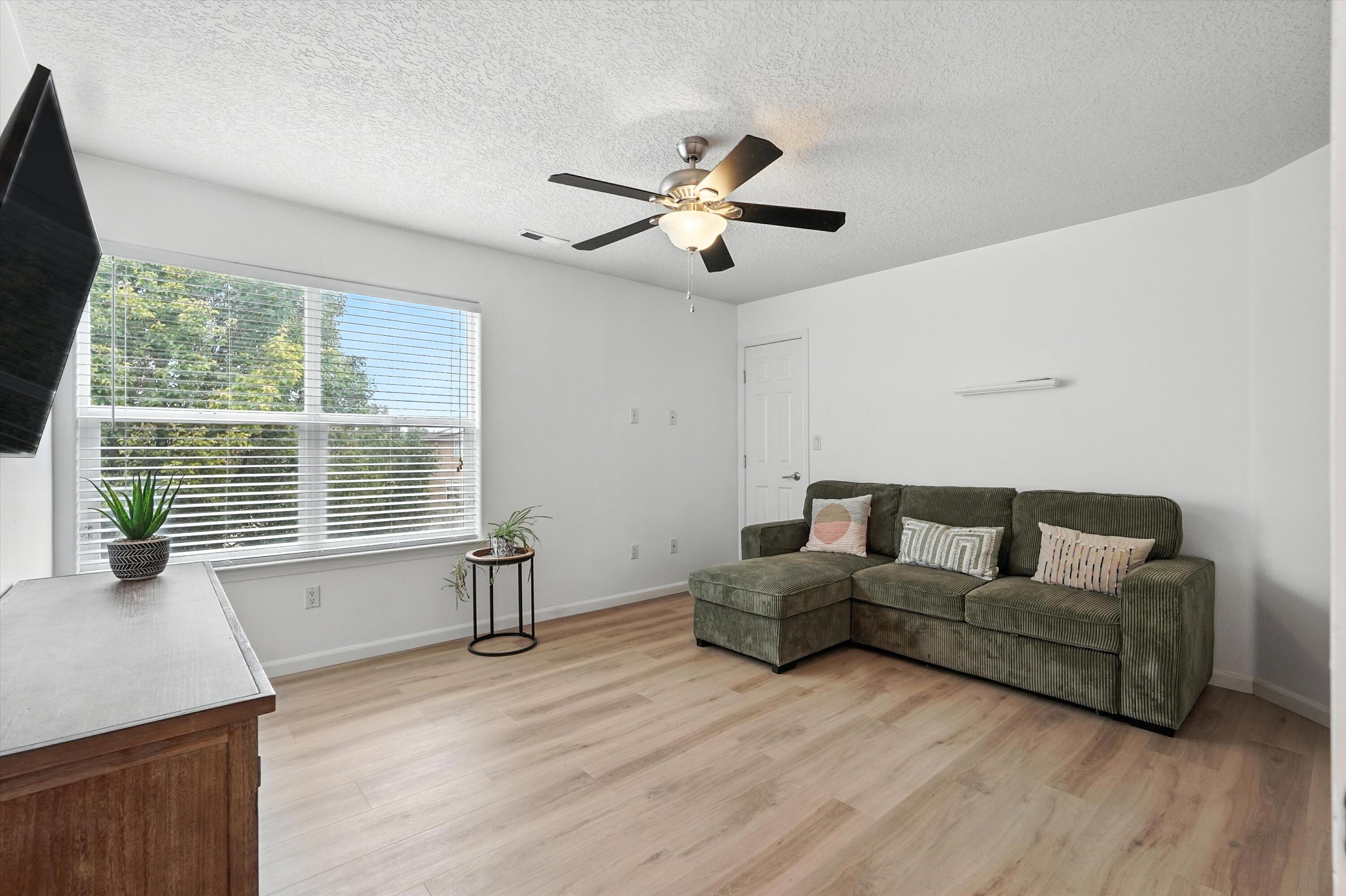 7912 SIERRA ALTOS Place NW