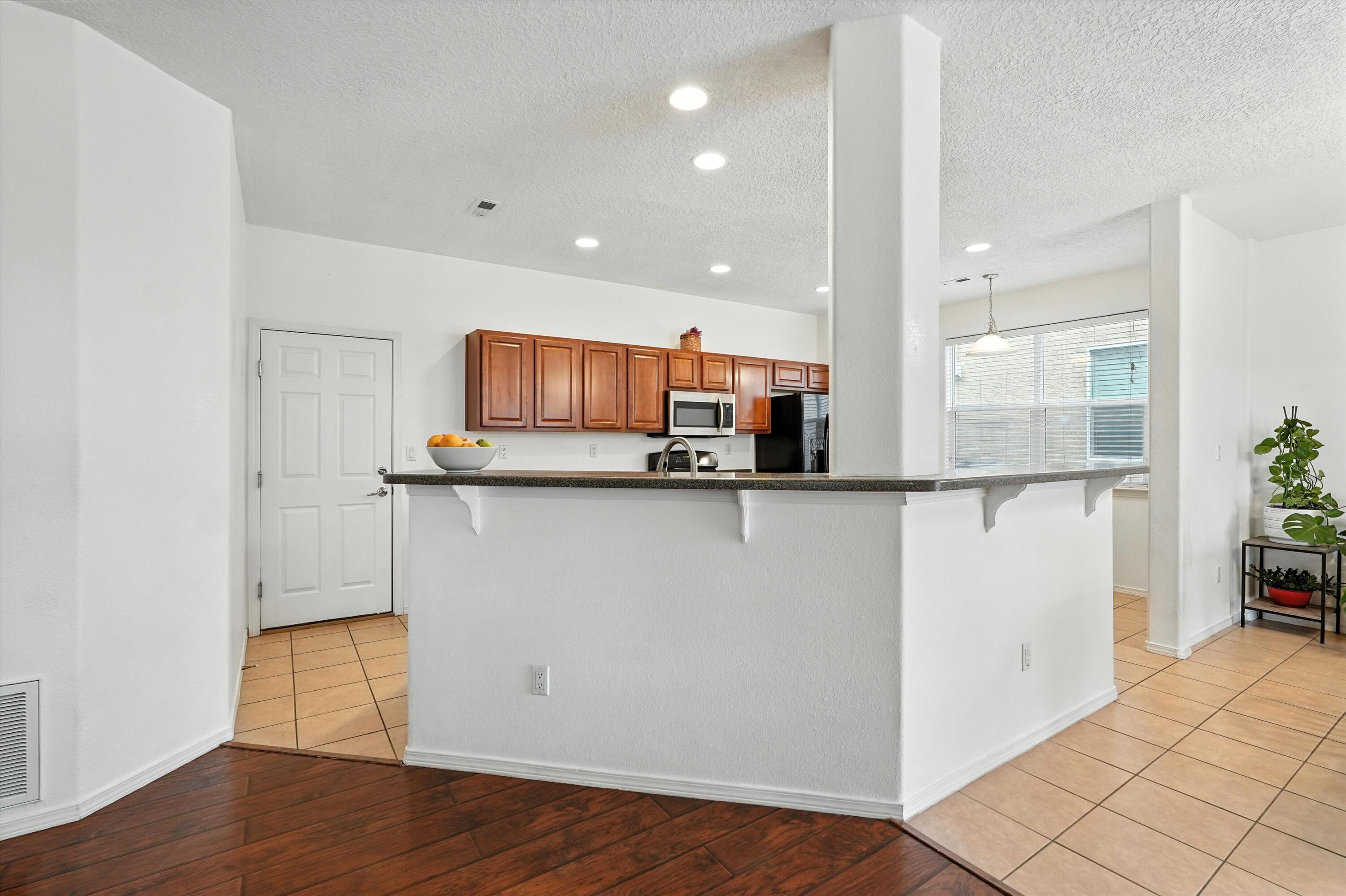 7912 SIERRA ALTOS Place NW