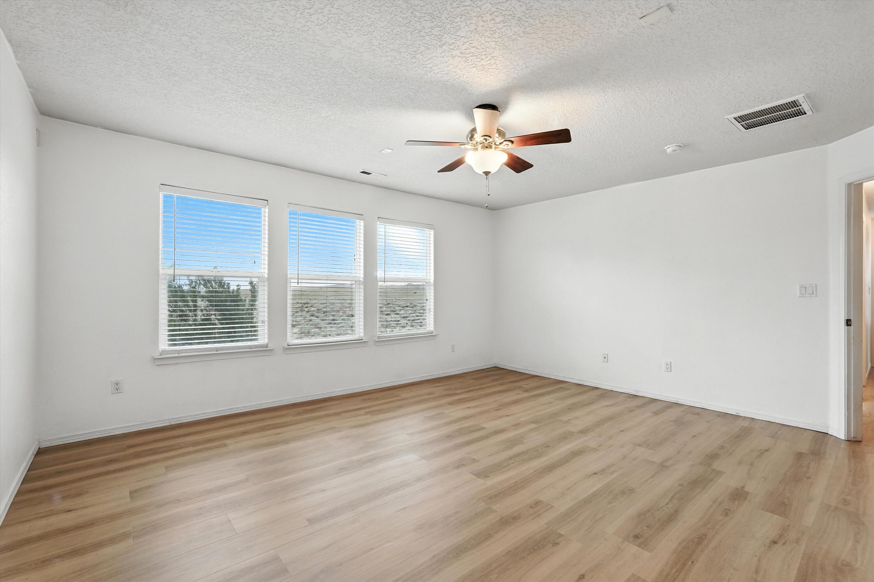 7912 SIERRA ALTOS Place NW