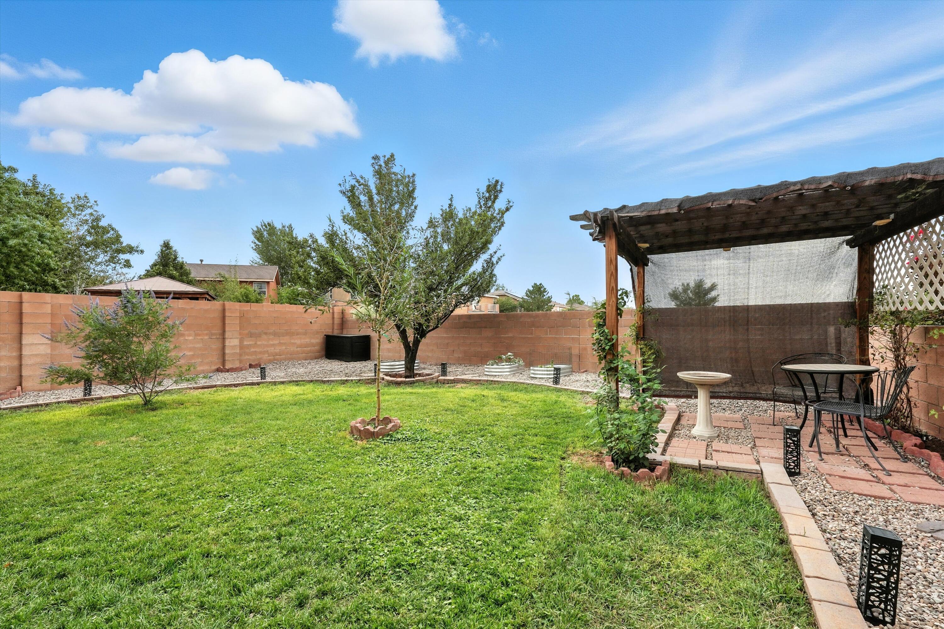 7912 SIERRA ALTOS Place NW