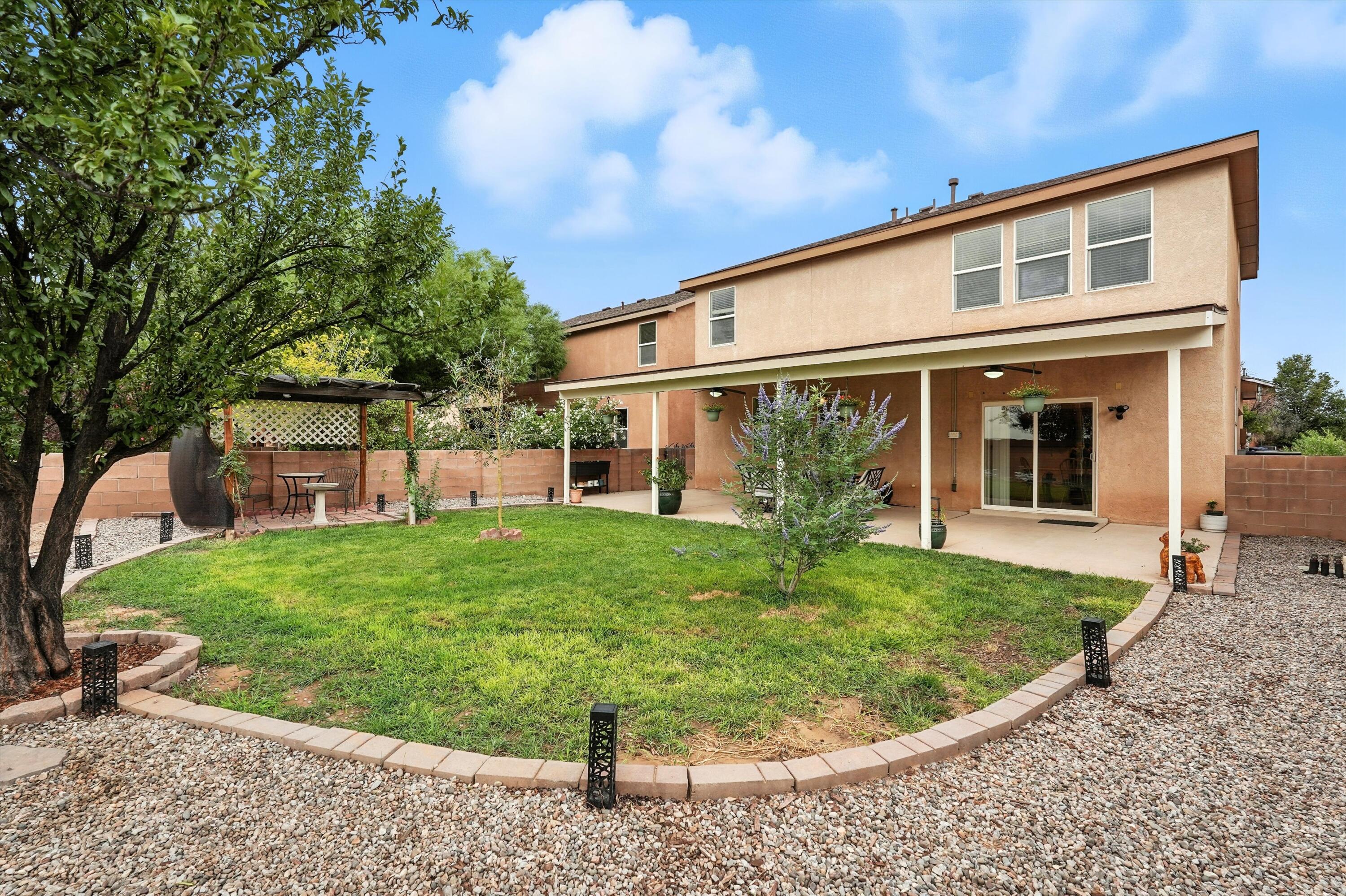 7912 SIERRA ALTOS Place NW