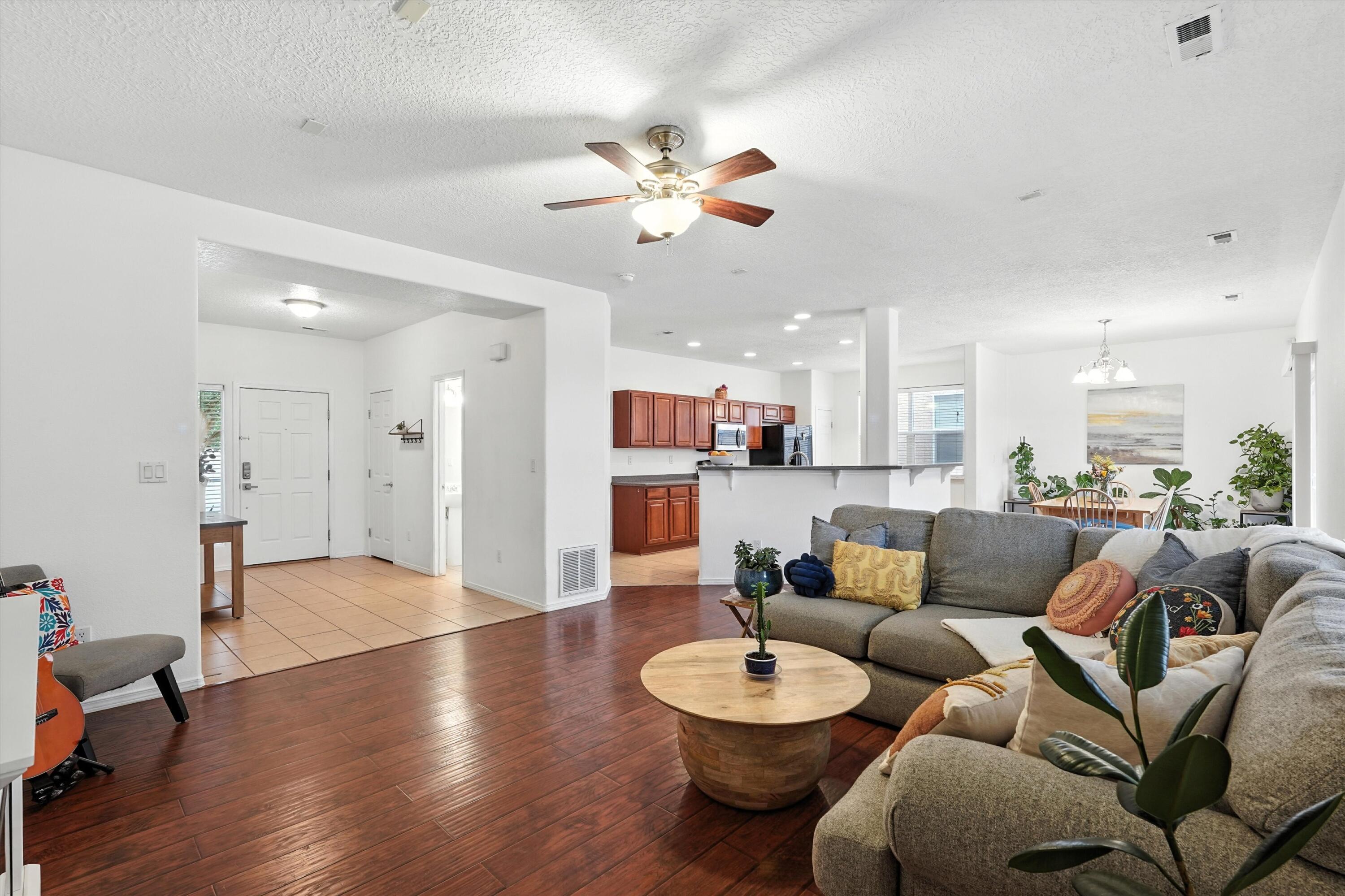 7912 SIERRA ALTOS Place NW