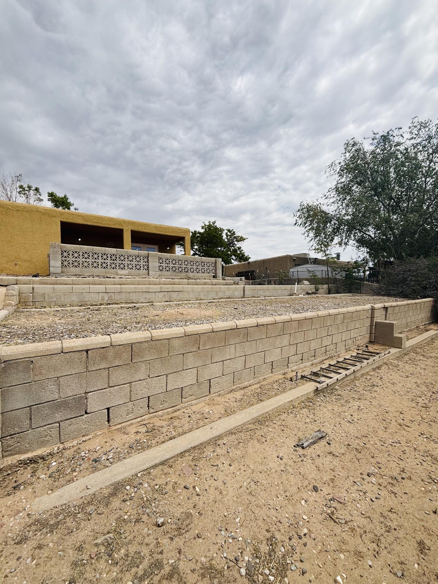 5608 DRAKE Avenue NW