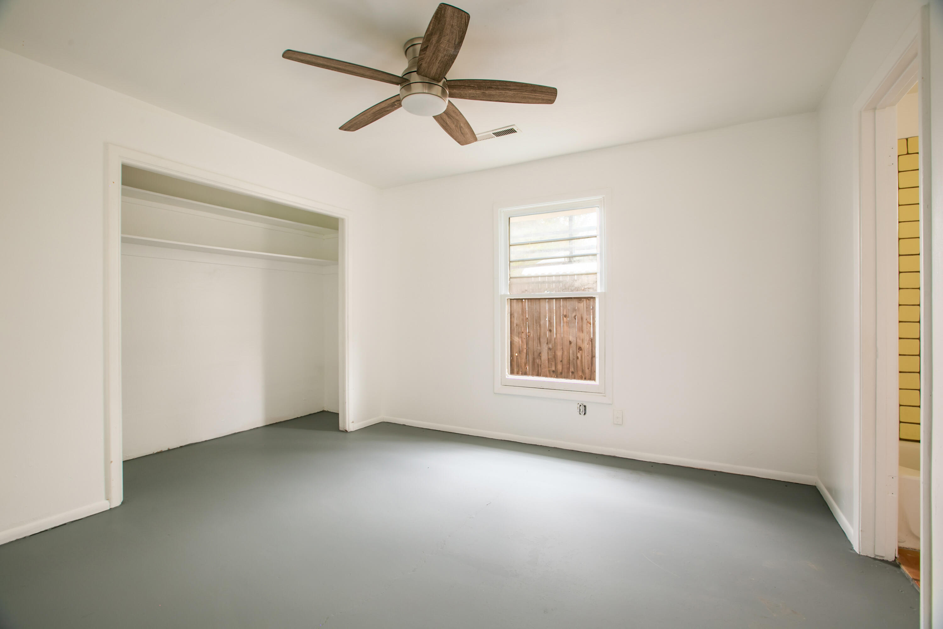 229 Mescalero Road NW