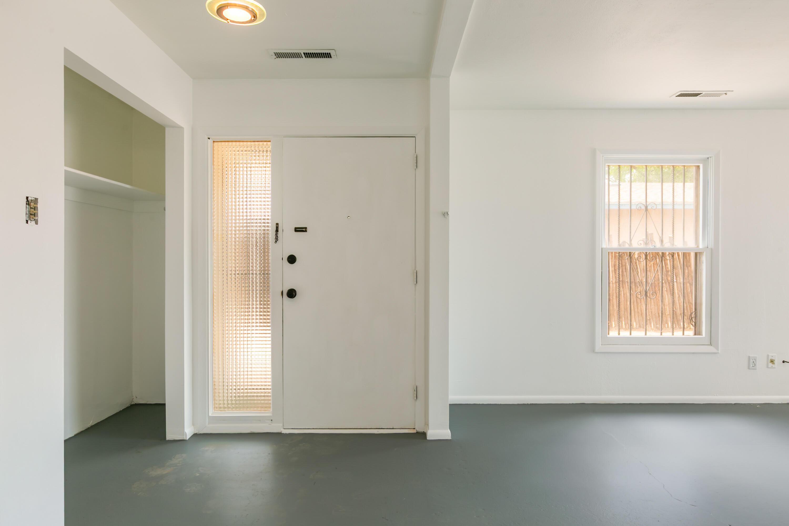 229 Mescalero Road NW