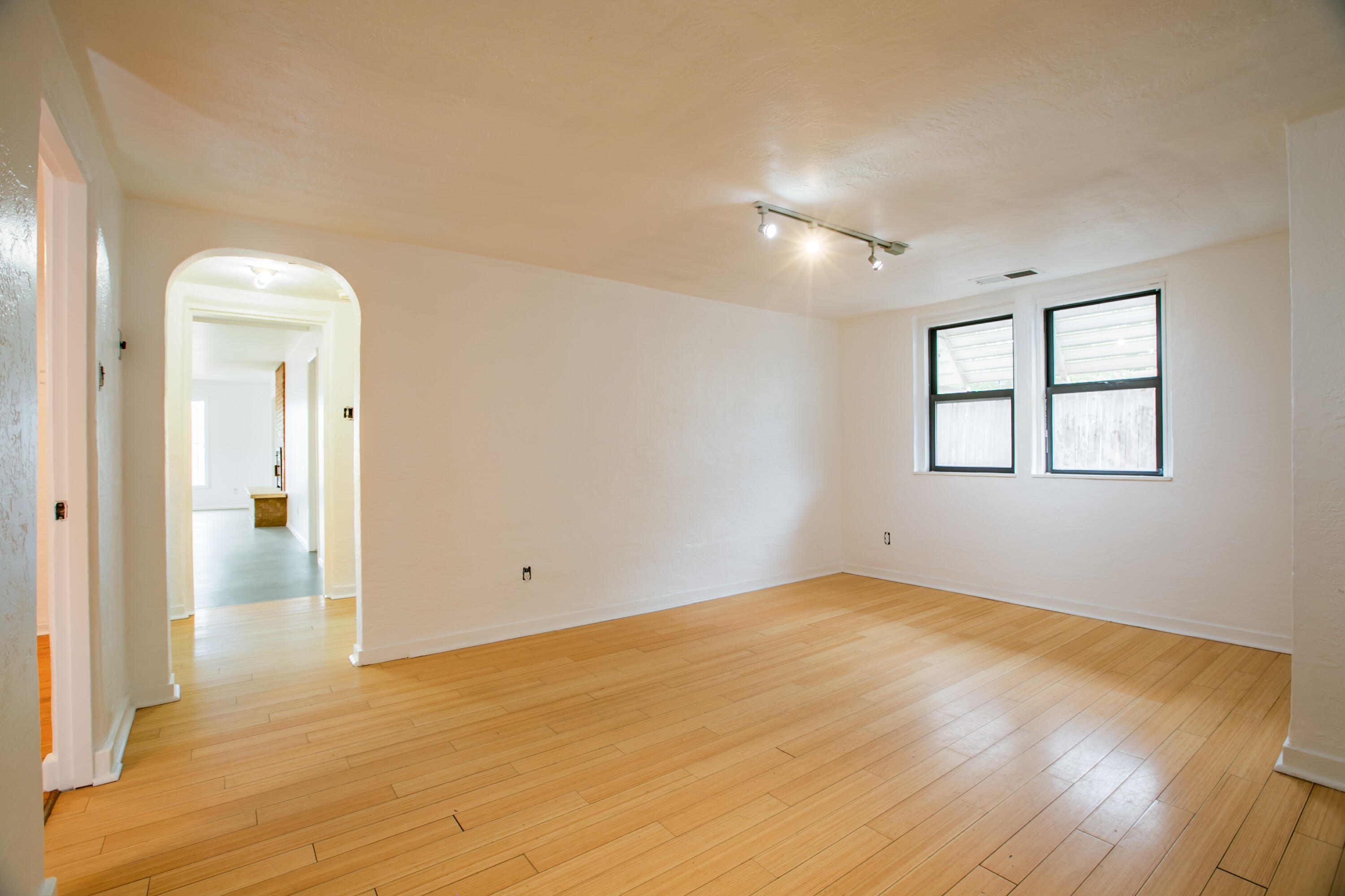 229 Mescalero Road NW