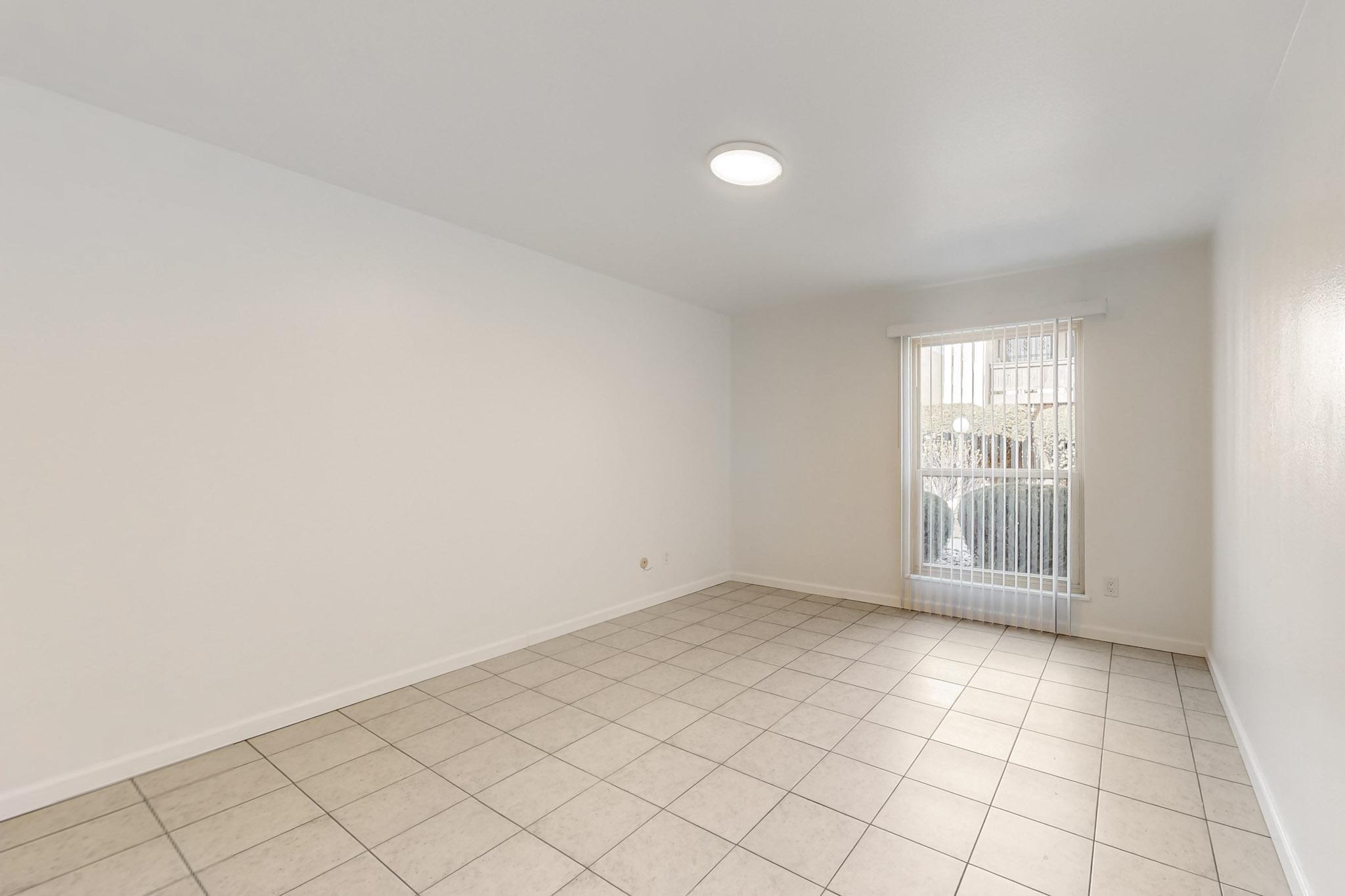 1601 PENNSYLVANIA Street NE E5