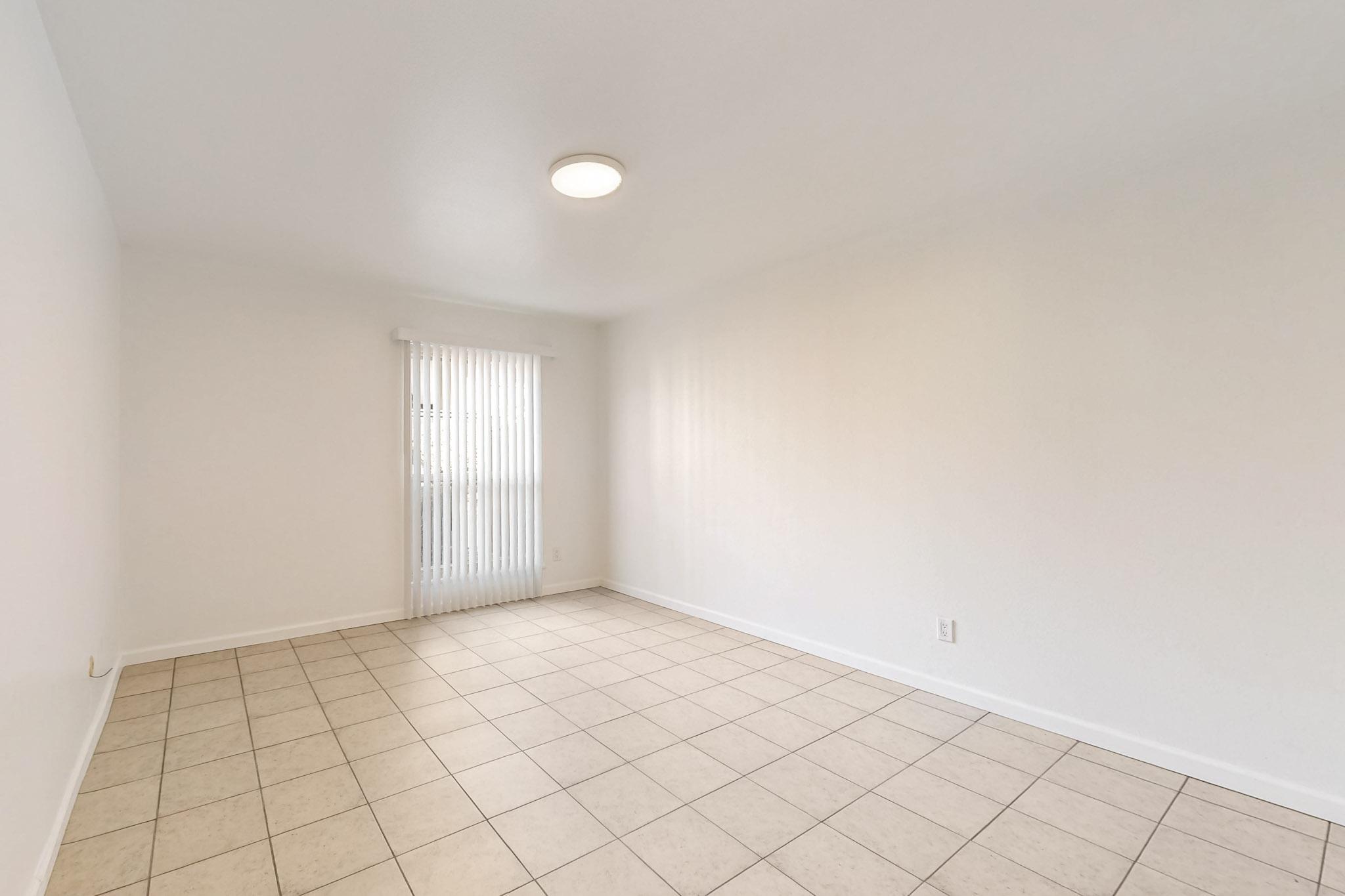 1601 PENNSYLVANIA Street NE E5