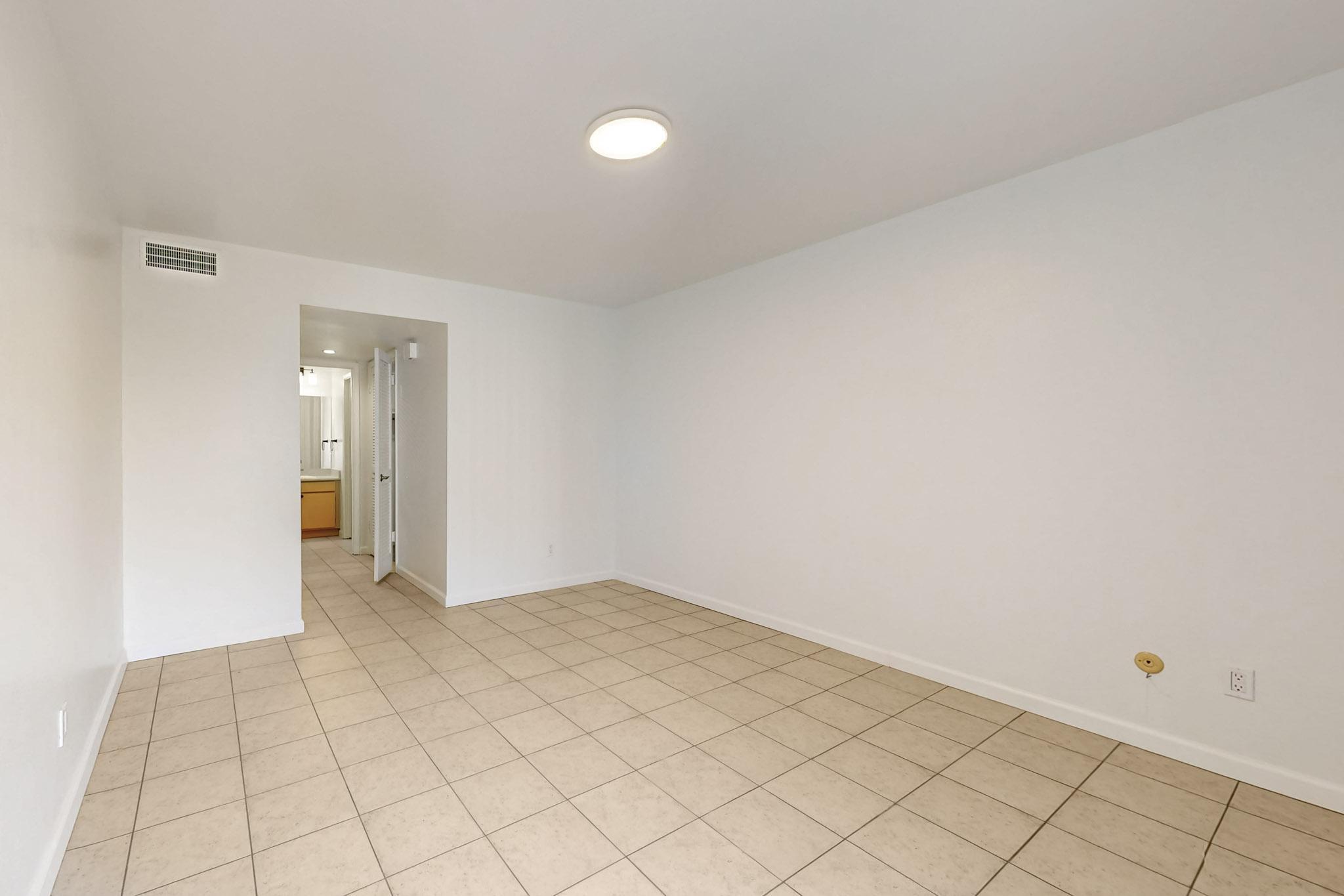 1601 PENNSYLVANIA Street NE E5