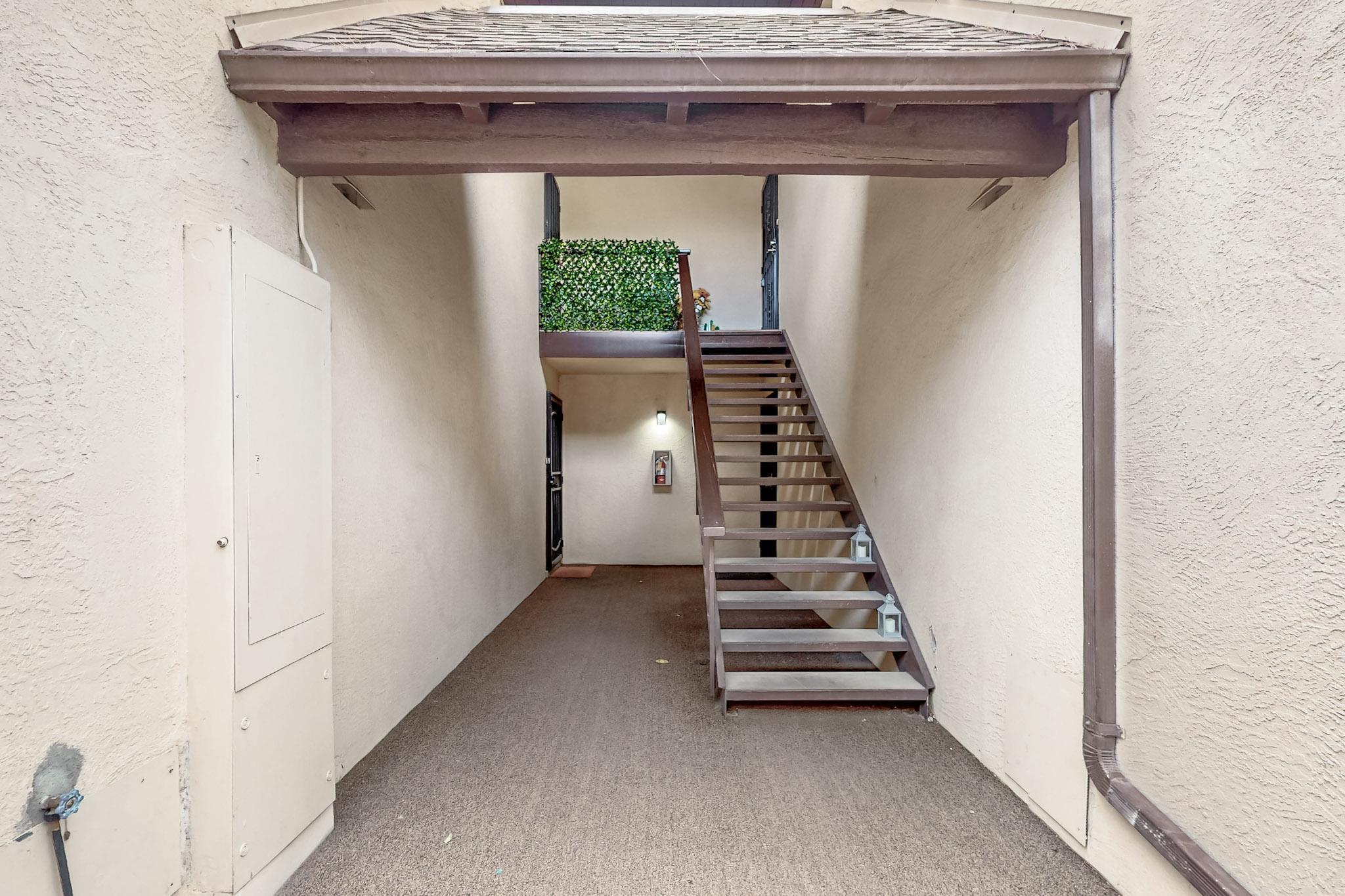 1601 PENNSYLVANIA Street NE E5