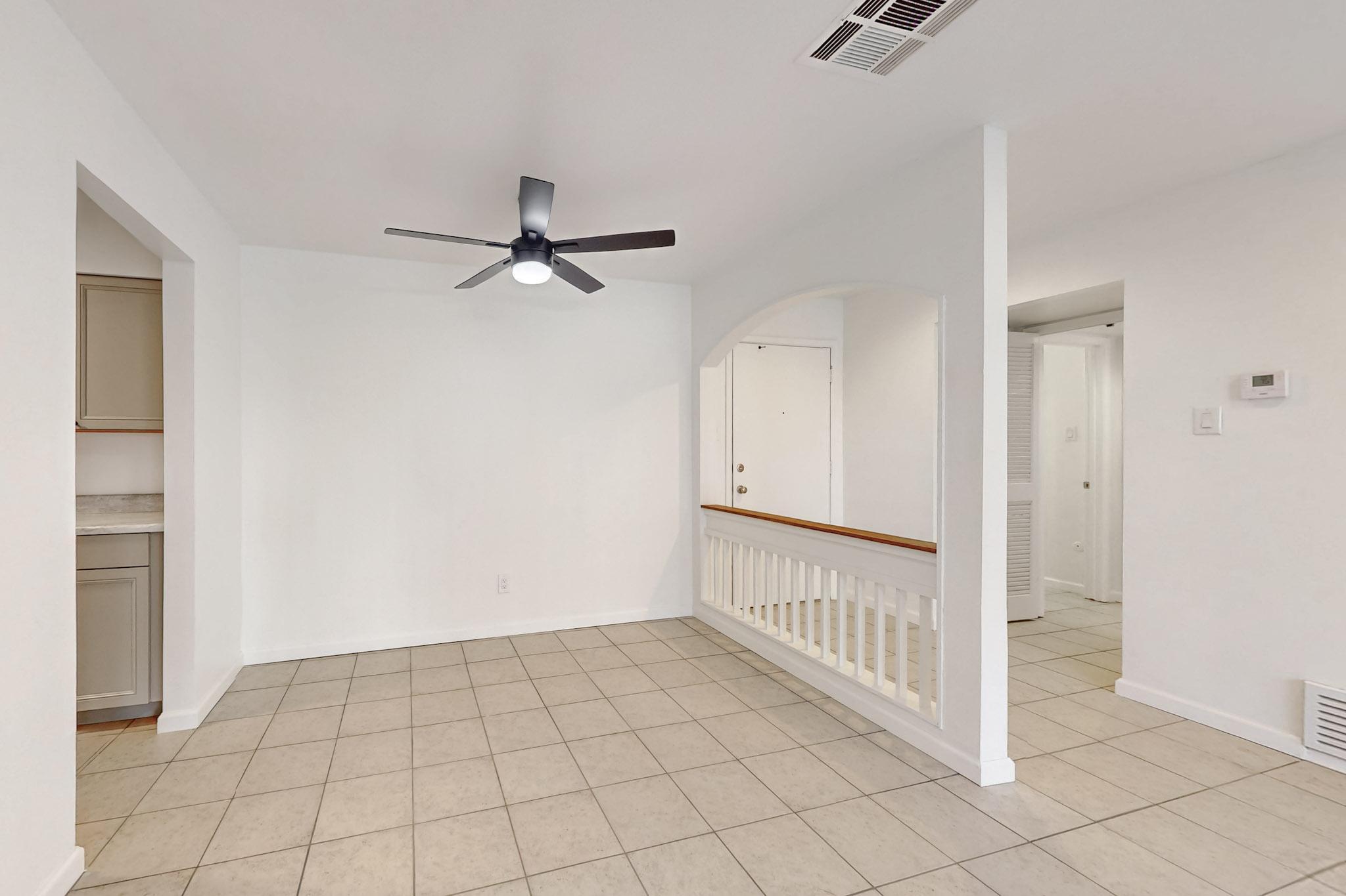 1601 PENNSYLVANIA Street NE E5