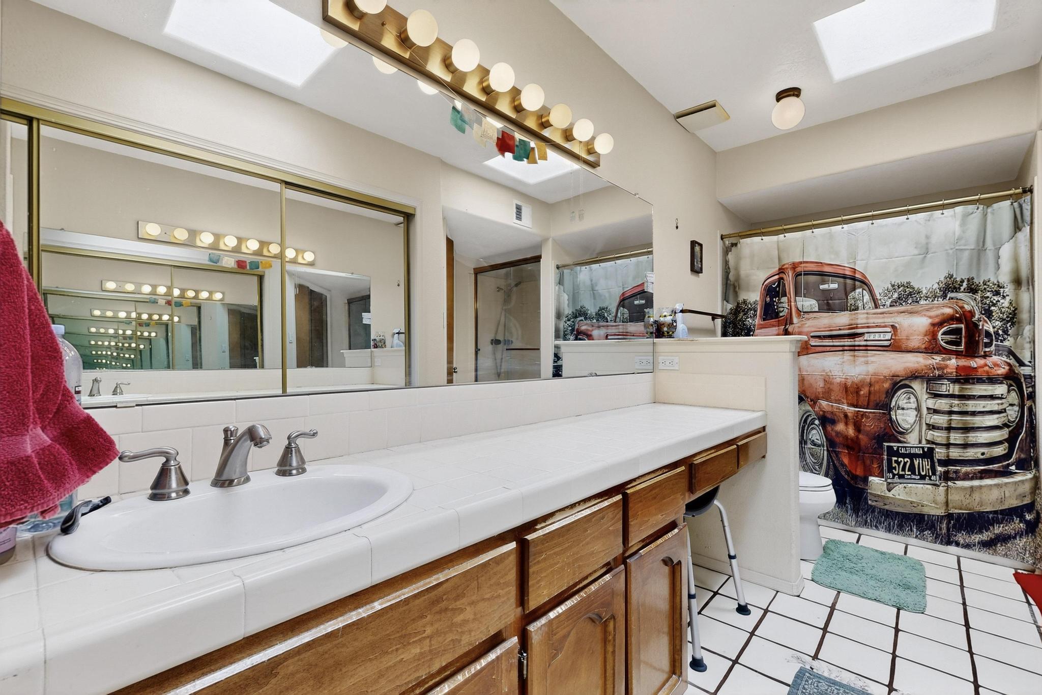 2828 DON PANCHO Road NW