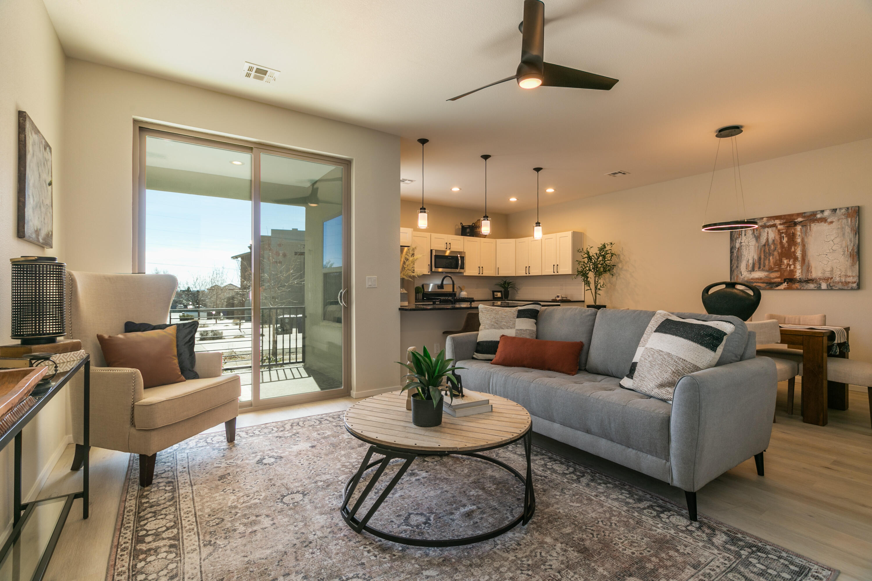 4527 VILLA LOMA Lane NE